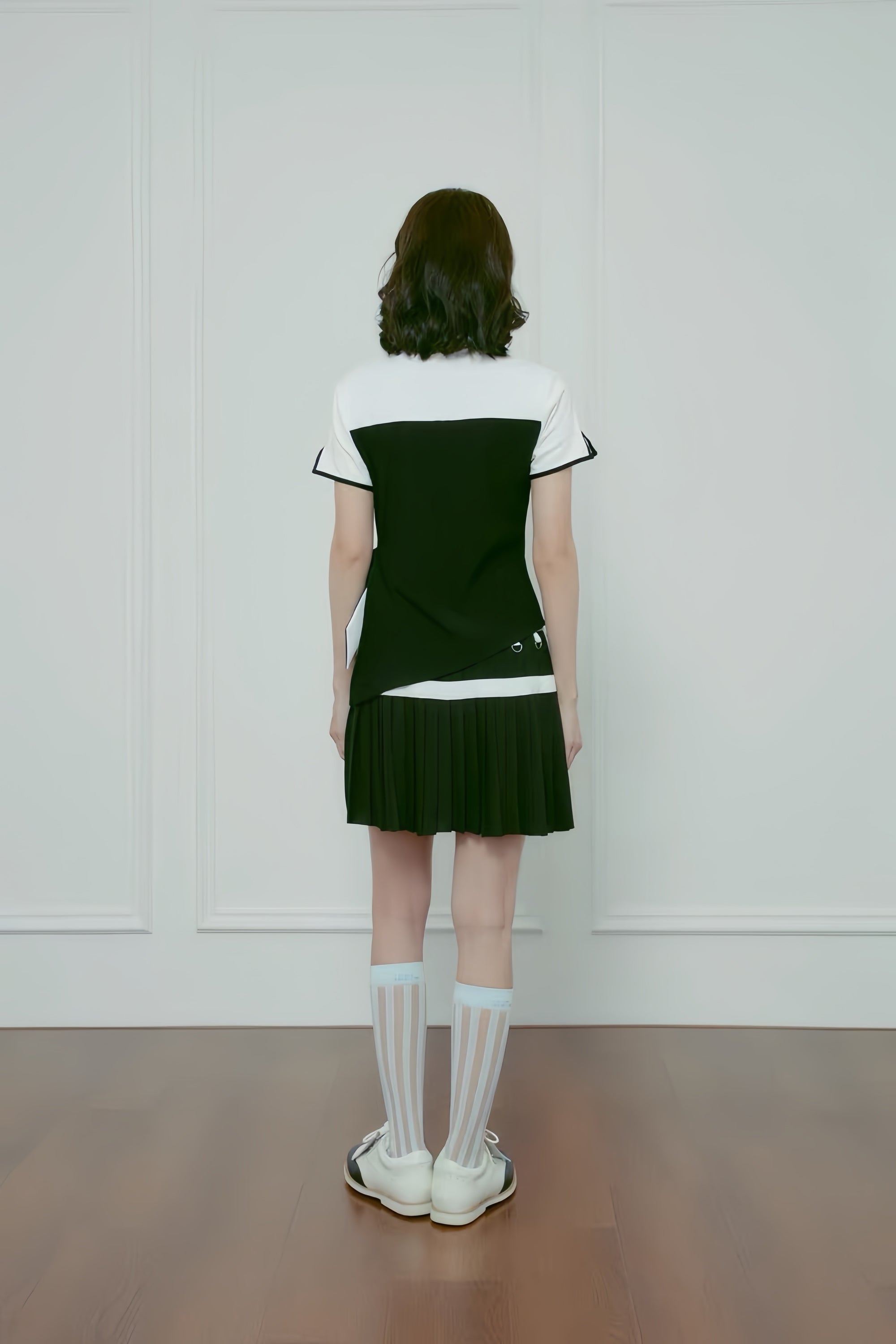 Monochrome Bowtie Golf Top - Erthe Golf