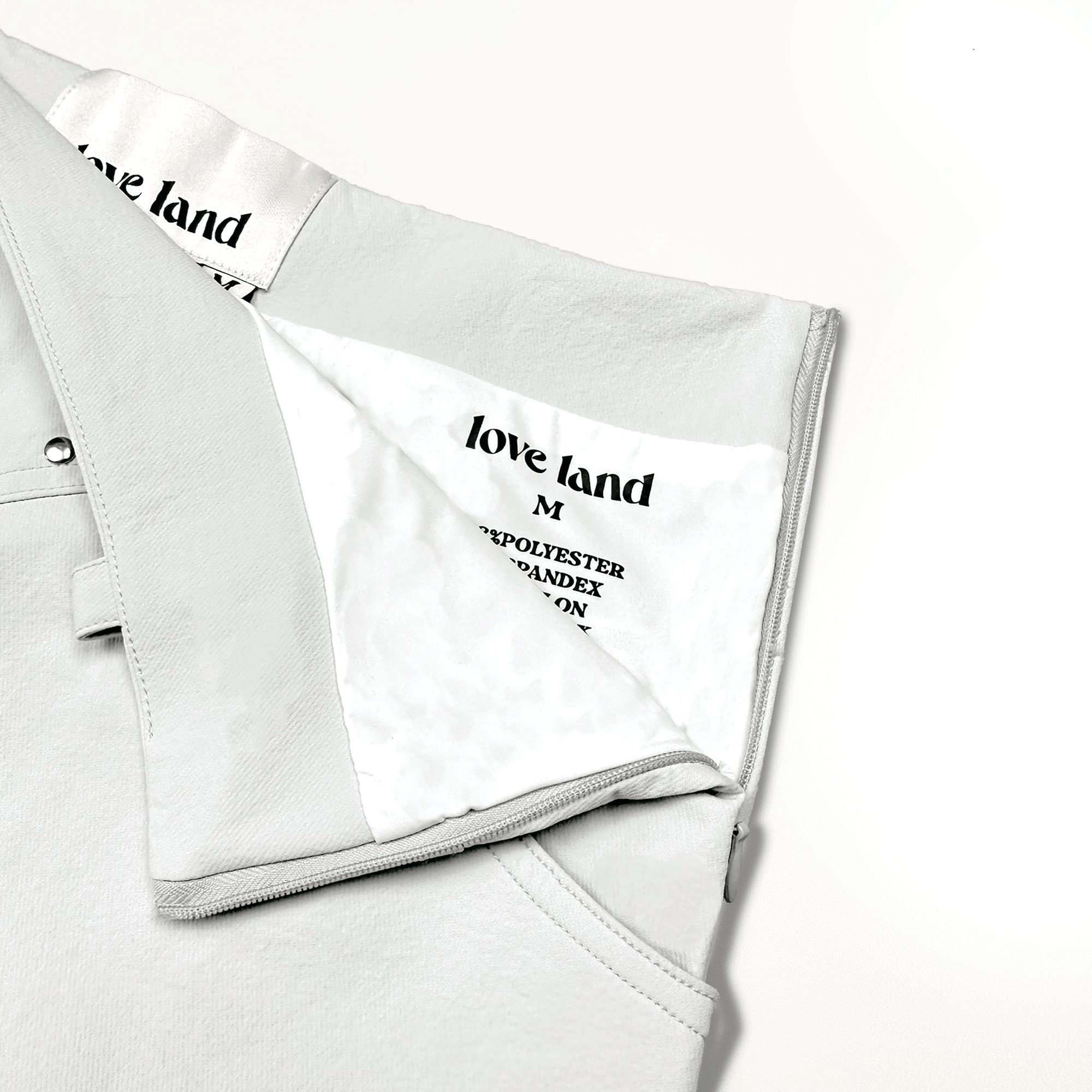Loveland Studded Golf Skort - Off - White - Erthe Golf