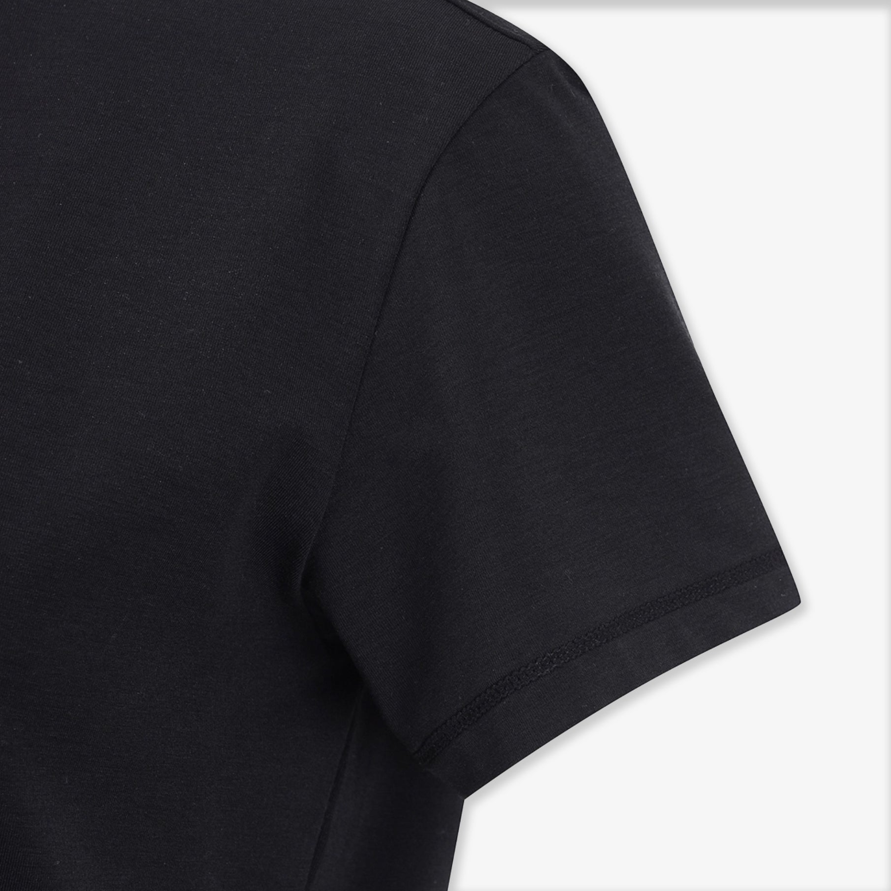 Pearly Gates Women's Bunny T-shirt Black - Erthe Golf