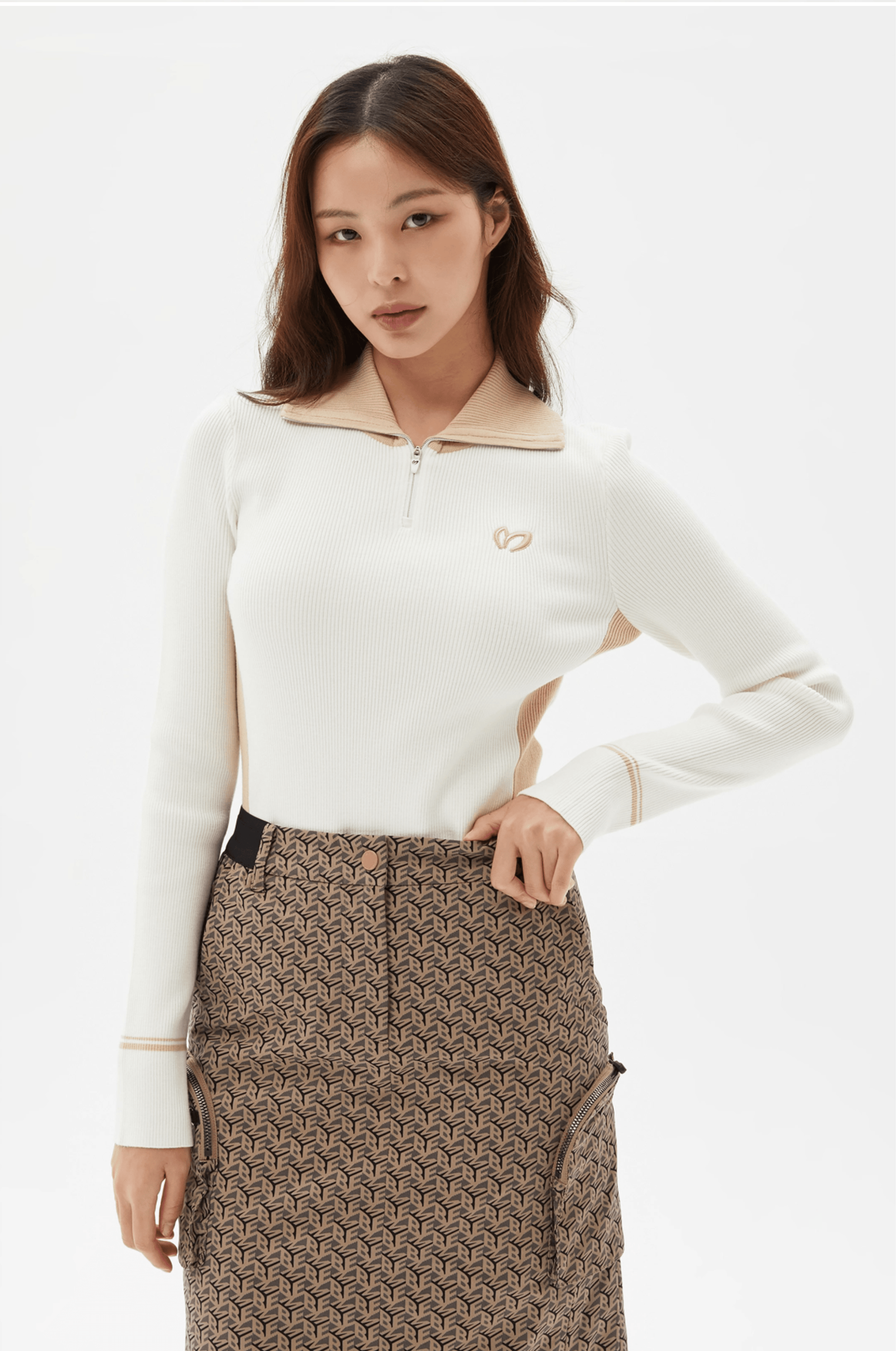 Master Bunny Edition Women Zip Top - White - Erthe Golf