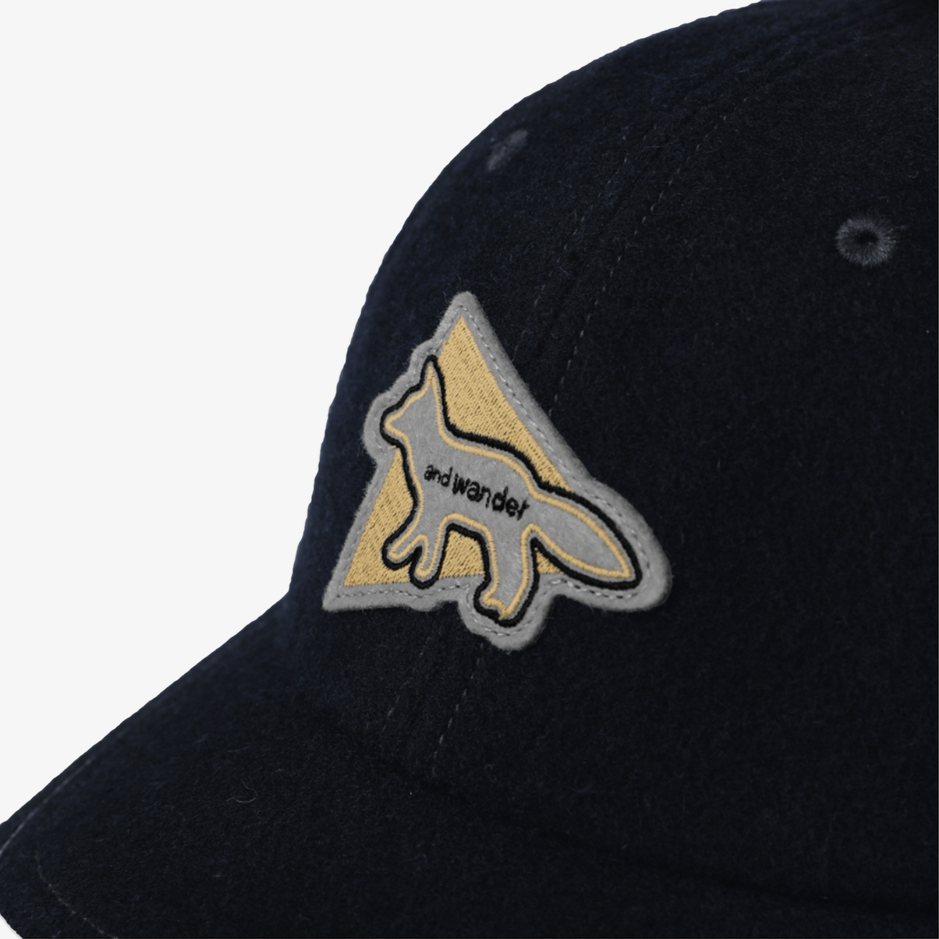 Maison Kitsune Cap - Black | Erthe Golf