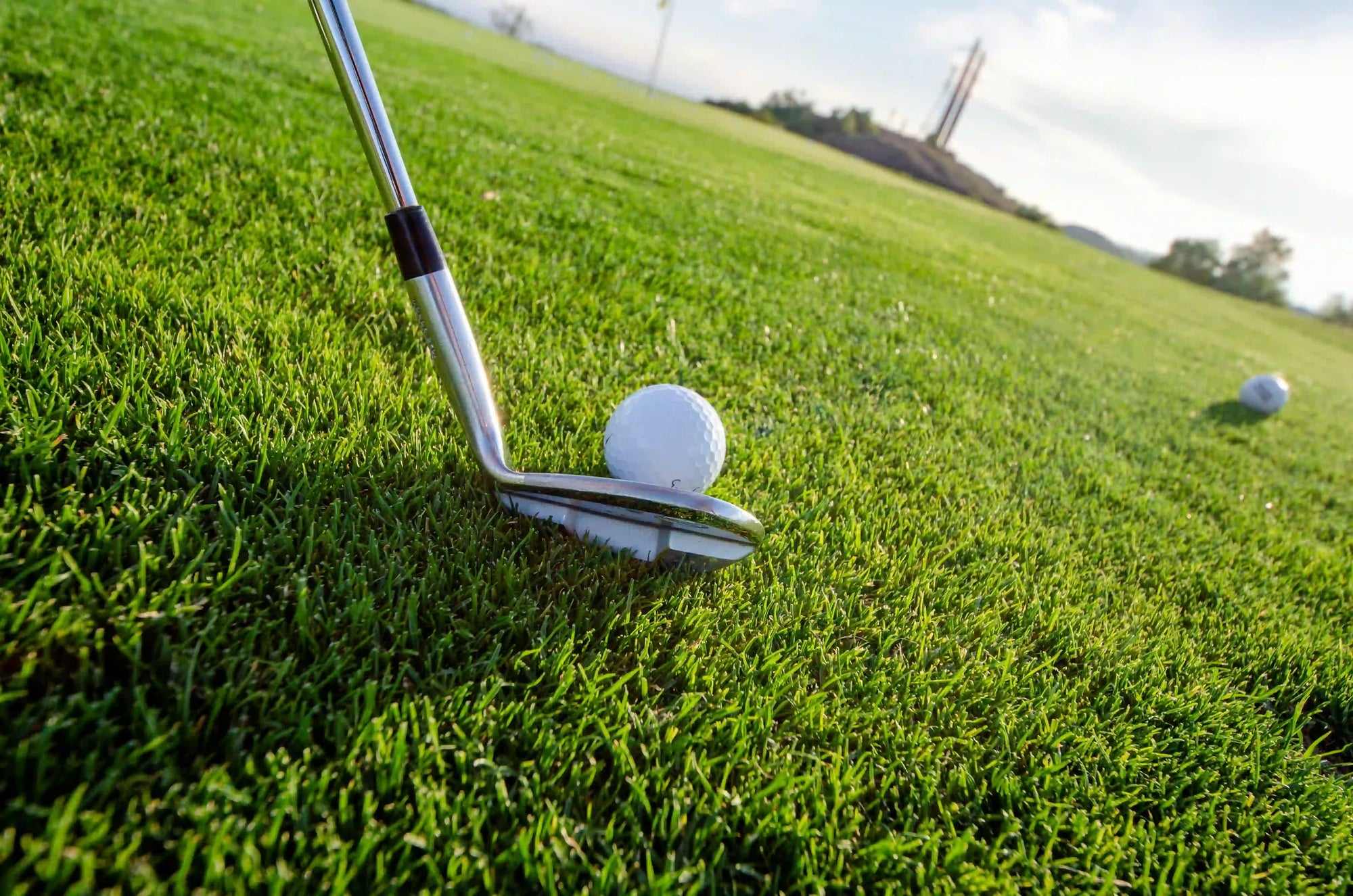 Beyond TravisMathew: The New West Coast Golf Silhouette - Erthe Golf