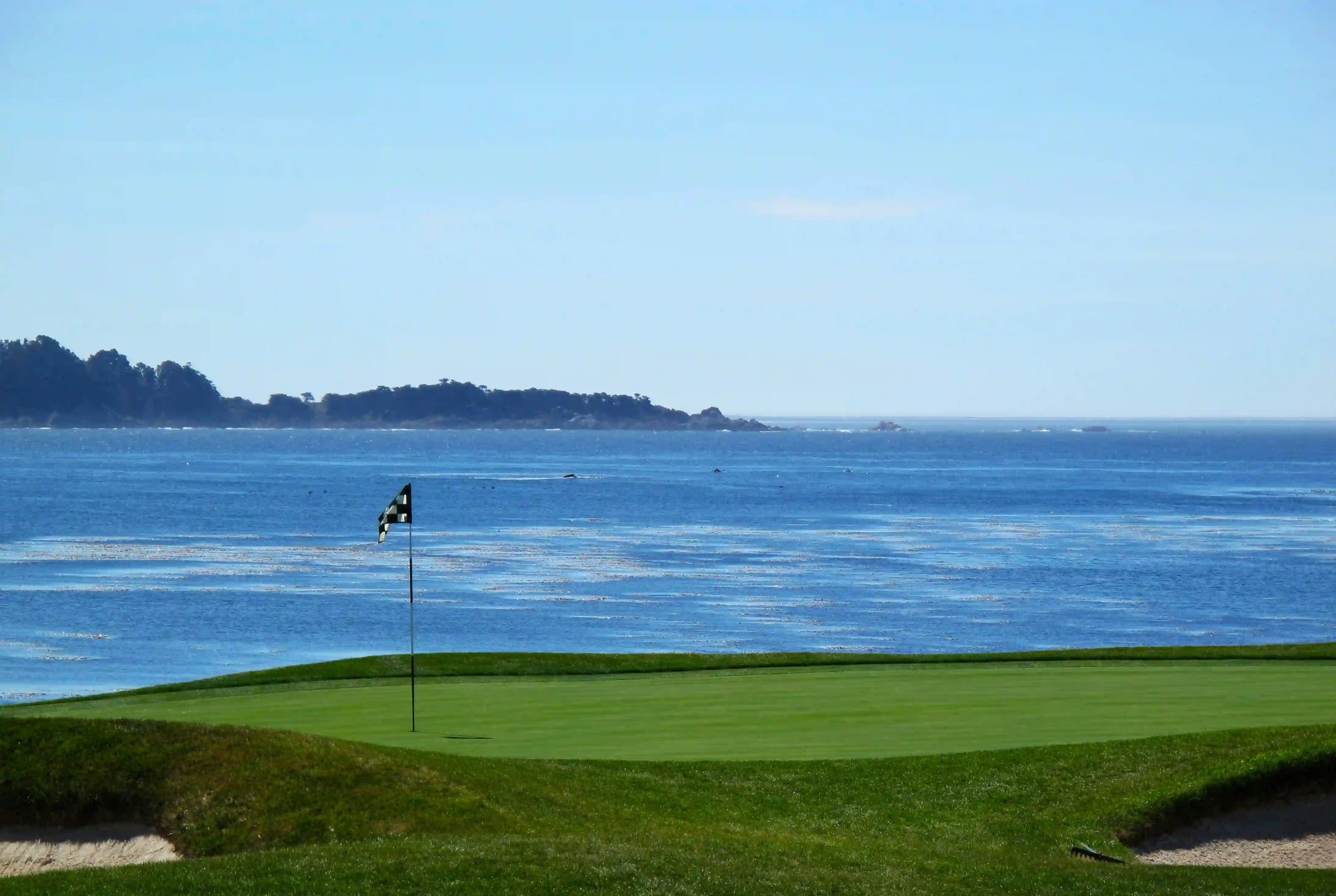 Cadillac Championship Style Guide: Dress for the Blue Monster - Erthe Golf