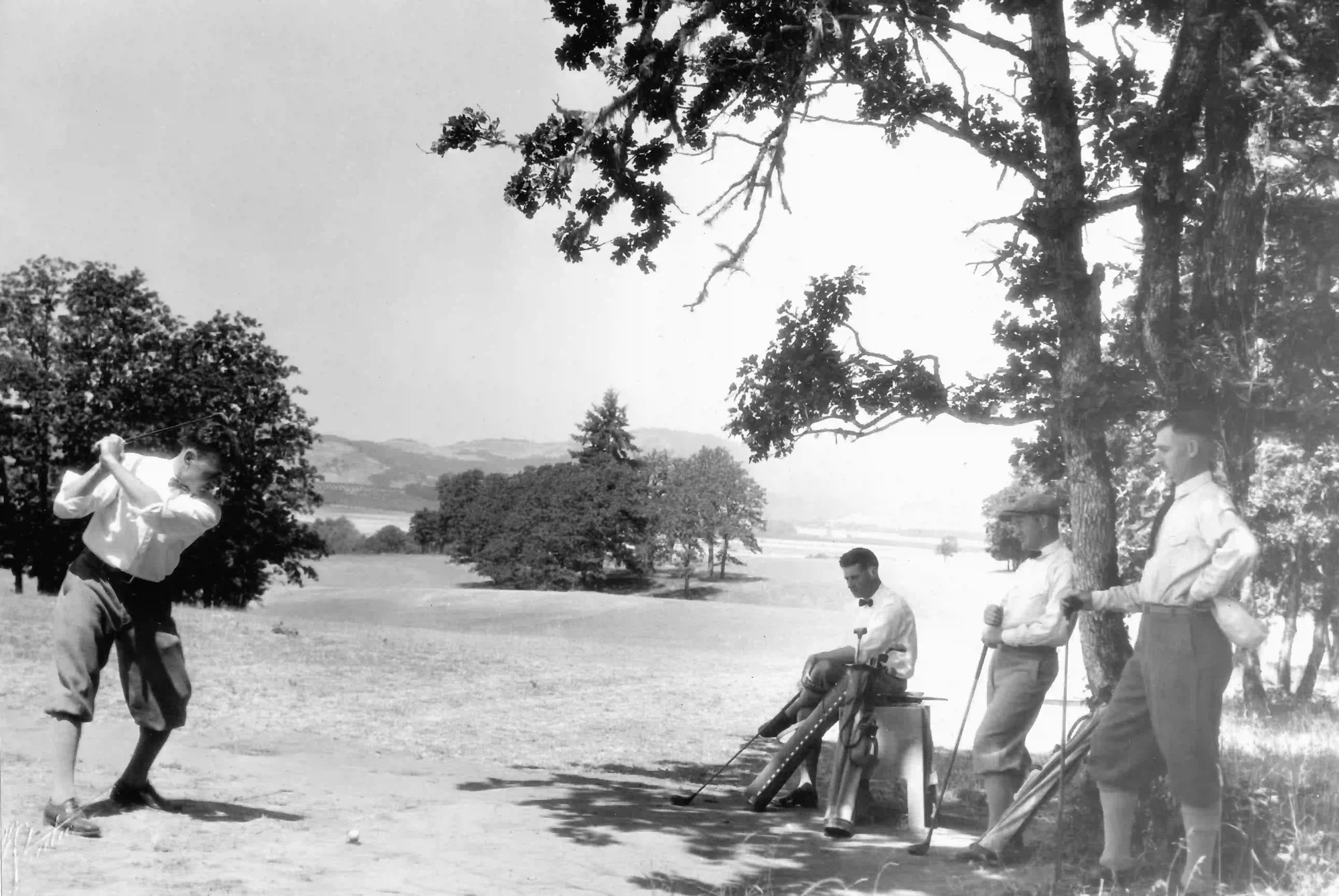 Vintage Golf Clothing: The Best Retro and Vintage-Inspired Styles to Buy Now (2026)