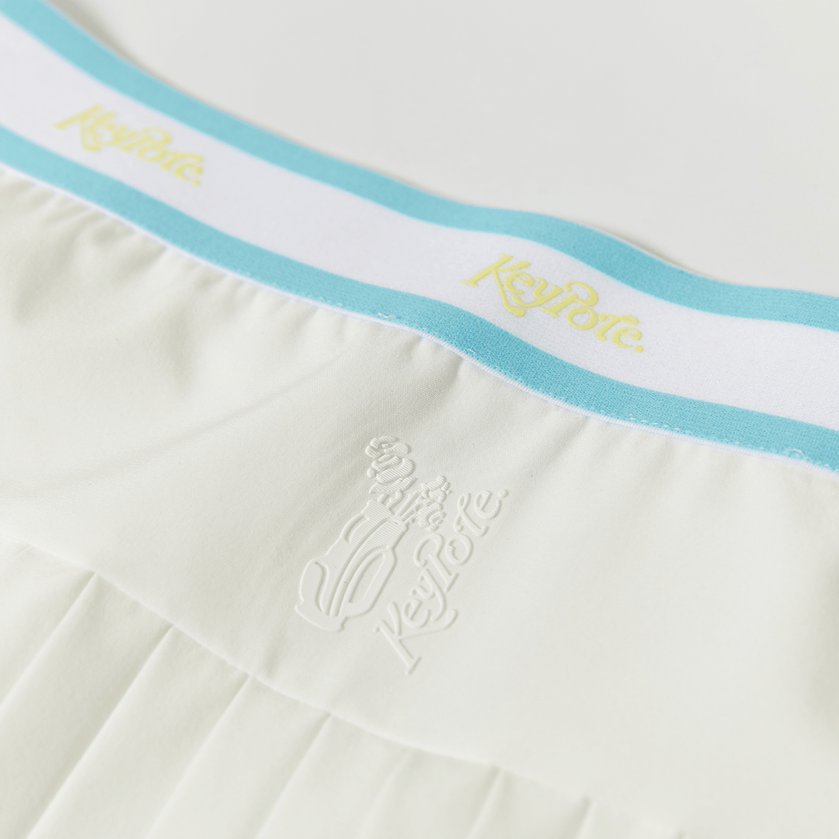 Women's Pleated Skirt - White - Erthe Golf