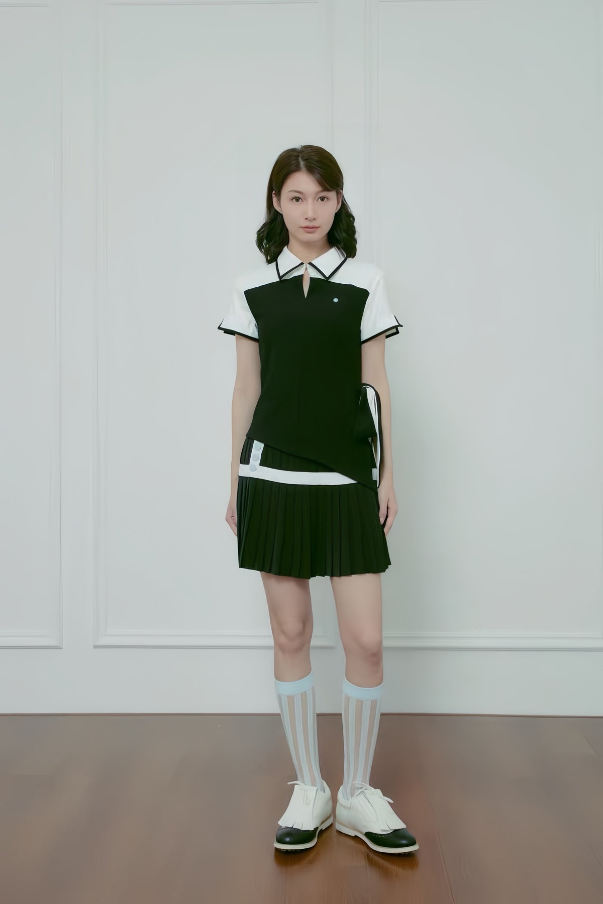 Monochrome Bowtie Golf Top - Erthe Golf