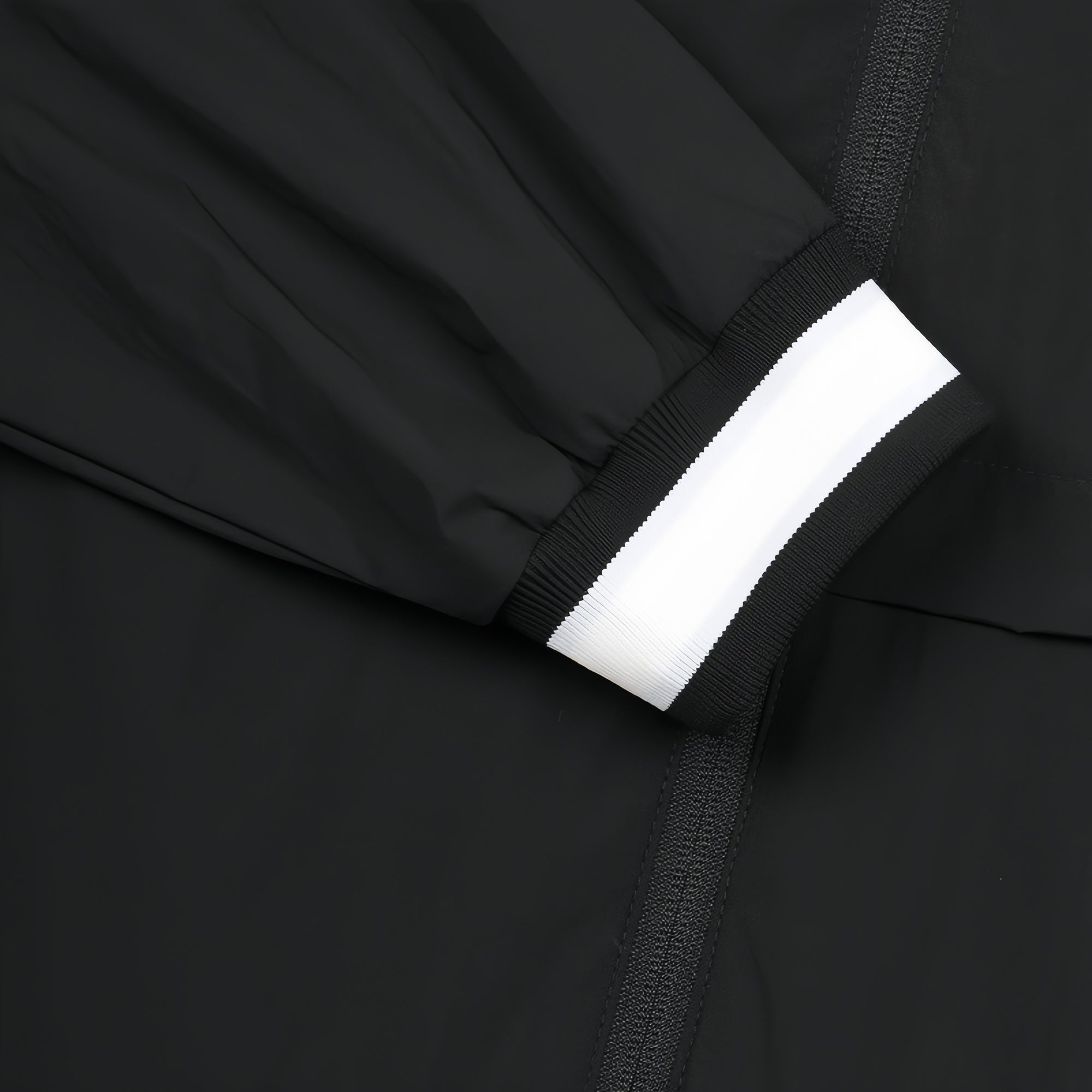 Golden Bear Women&#39;s Woven Jacket - Black - Erthe Golf