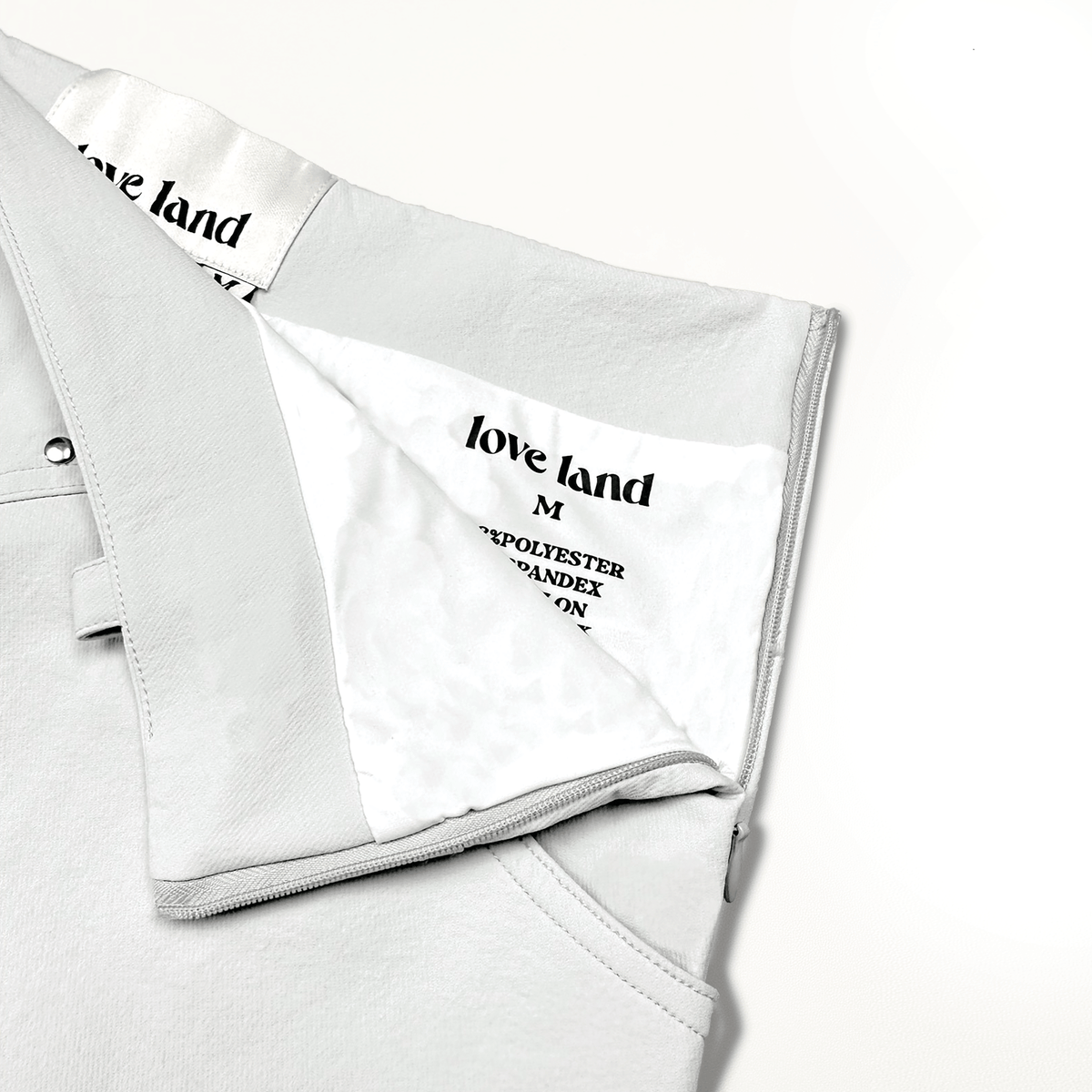Loveland Studded Golf Skort - Off - White - Erthe Golf