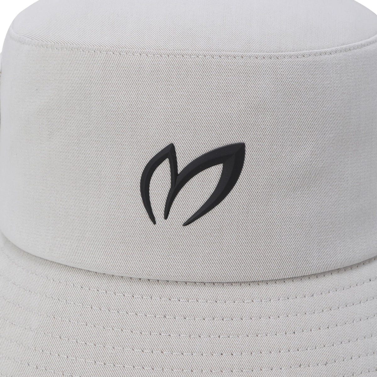Master Bunny Edition Men's Logo Bucket Hat - Beige - Erthe Golf