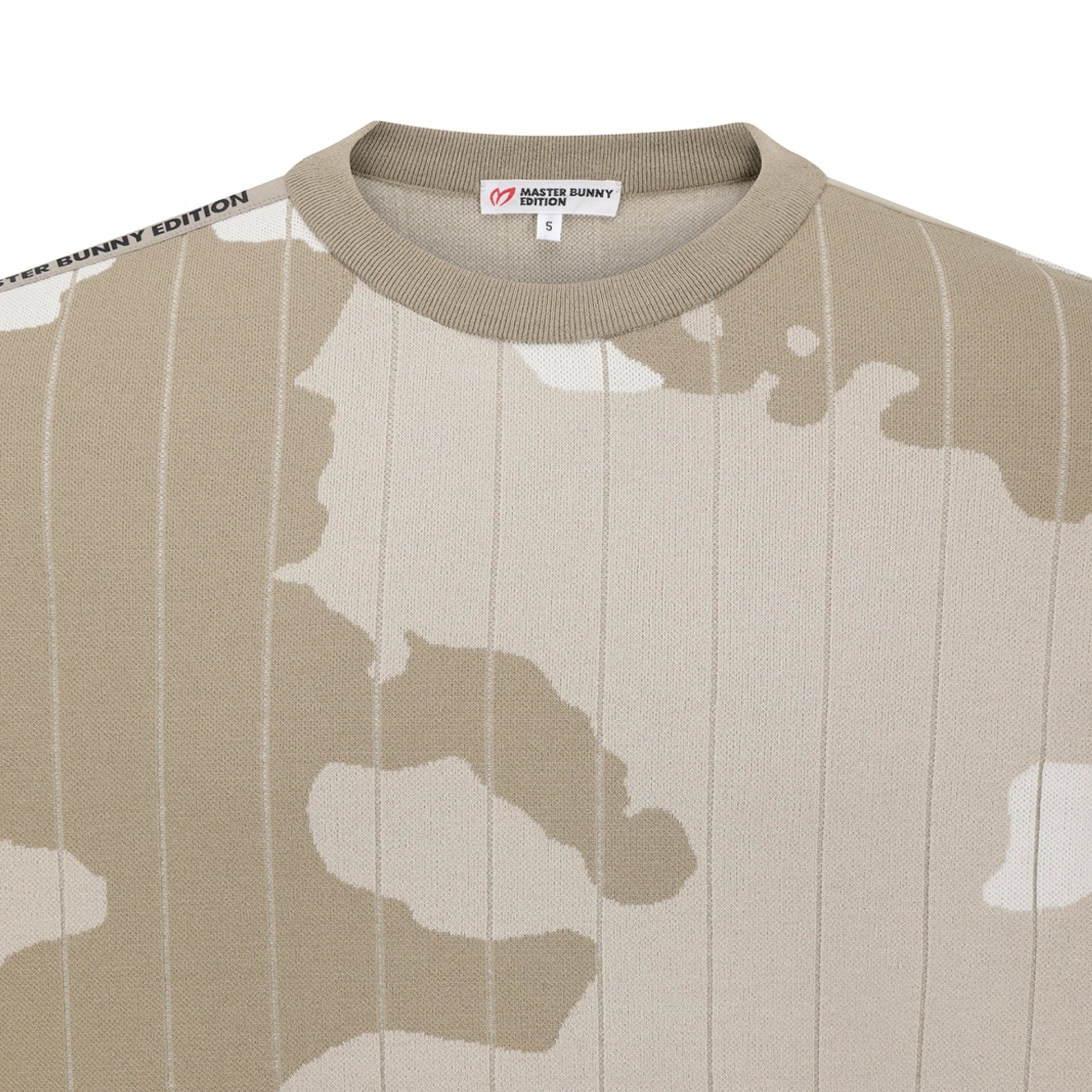 Master Bunny Edition Men&#39;s Camo Top - Beige - Erthe Golf