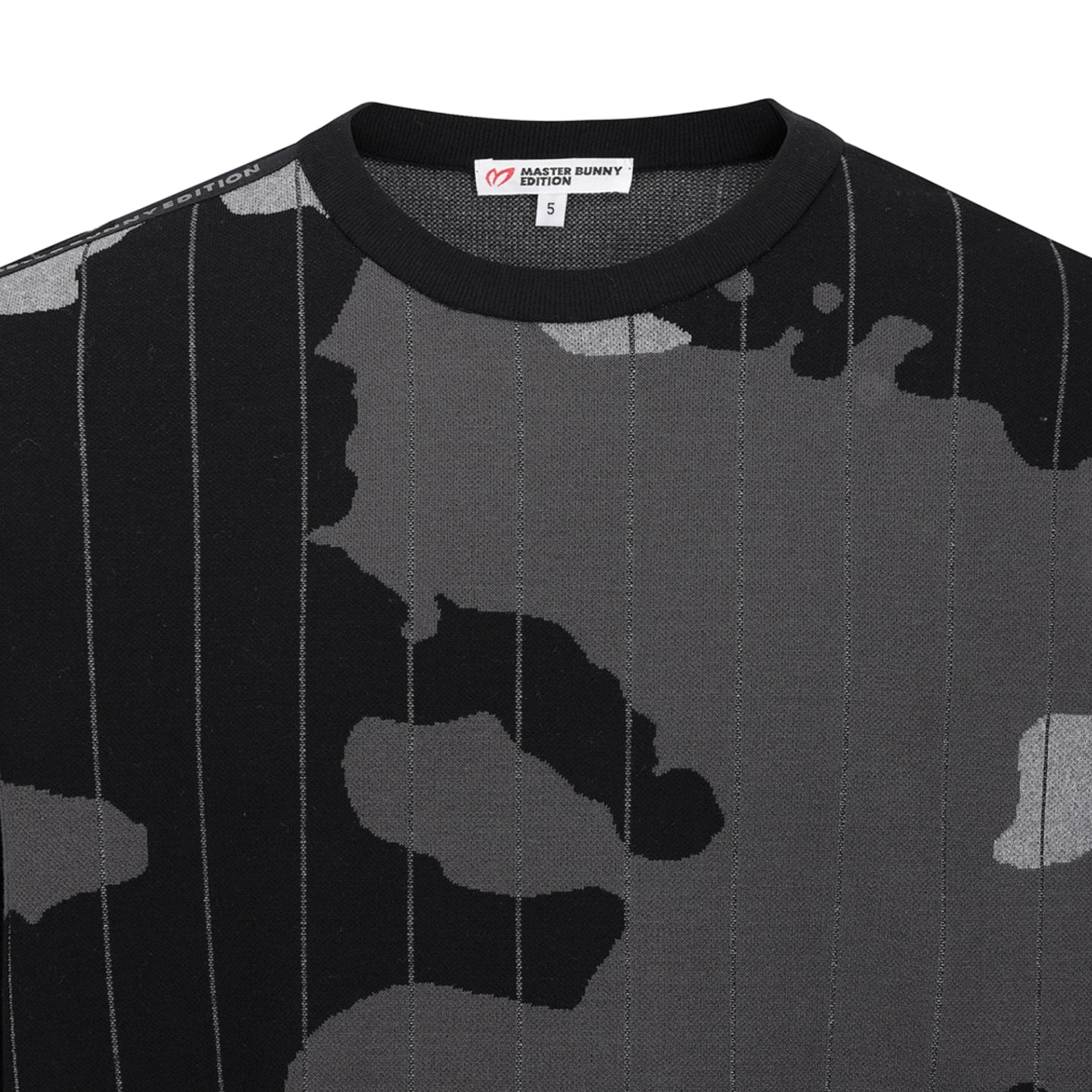 Master Bunny Edition Men's Camo Top - Black - Erthe Golf