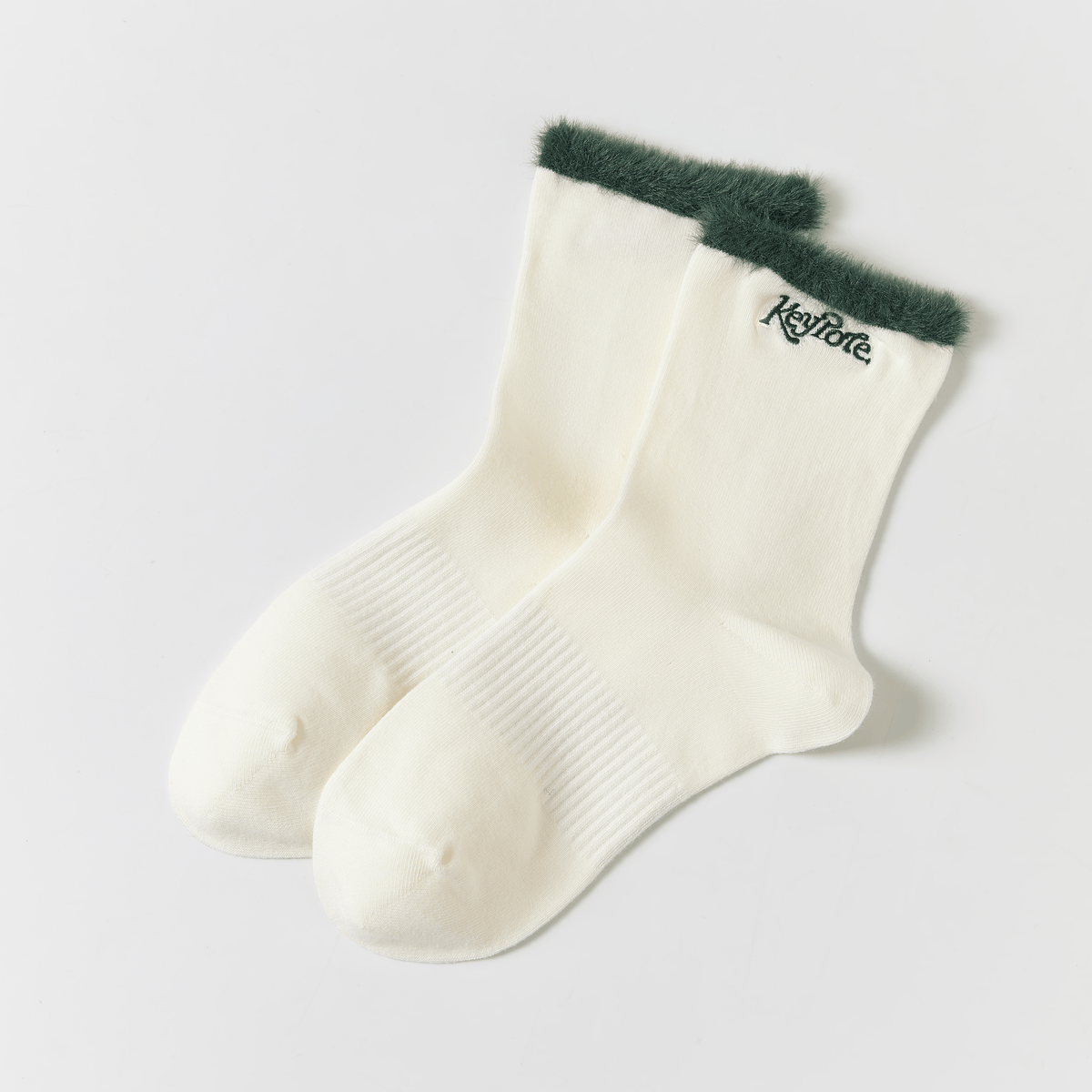 Keypote Women's Fluffy Crew Socks - White - Erthe Golf