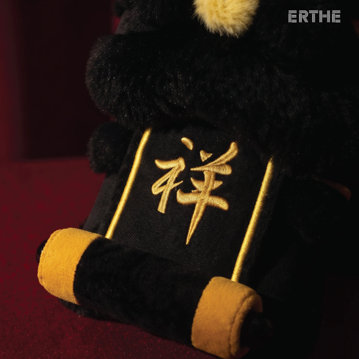 Lion Dance 3-Wood Headcover - Black And Gold