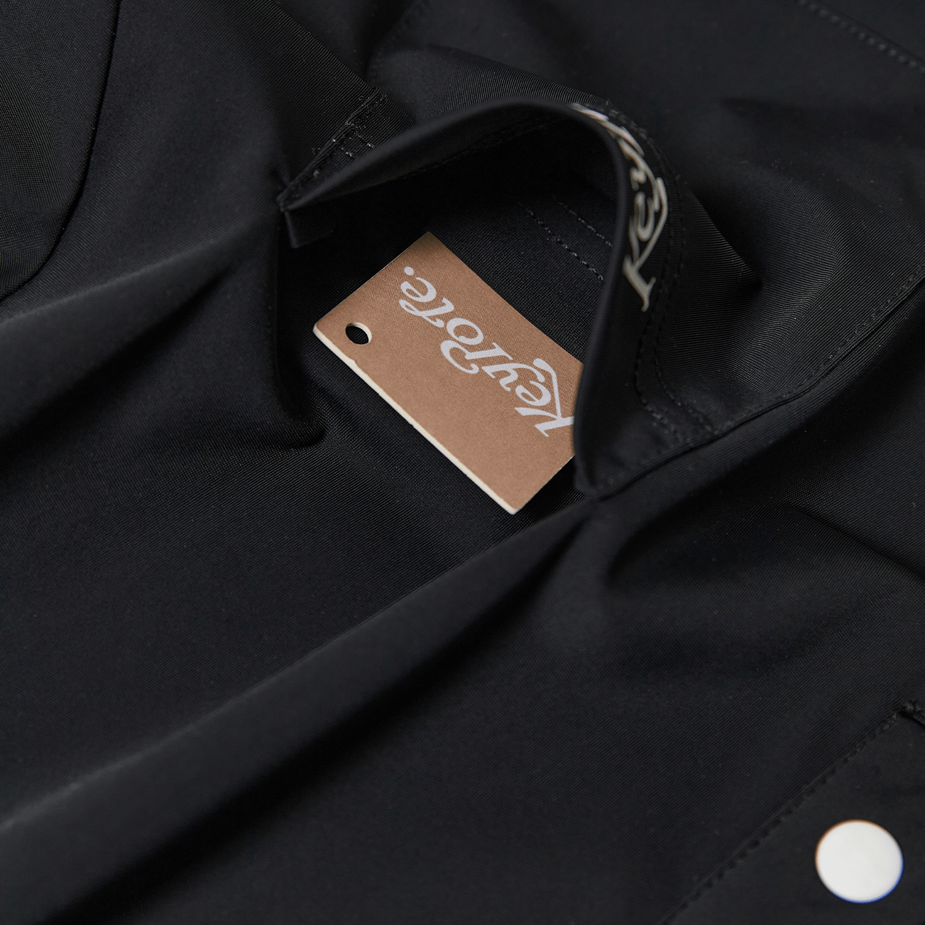 Men's Lightweight Elastic T-Shirt - Black - Erthe Golf