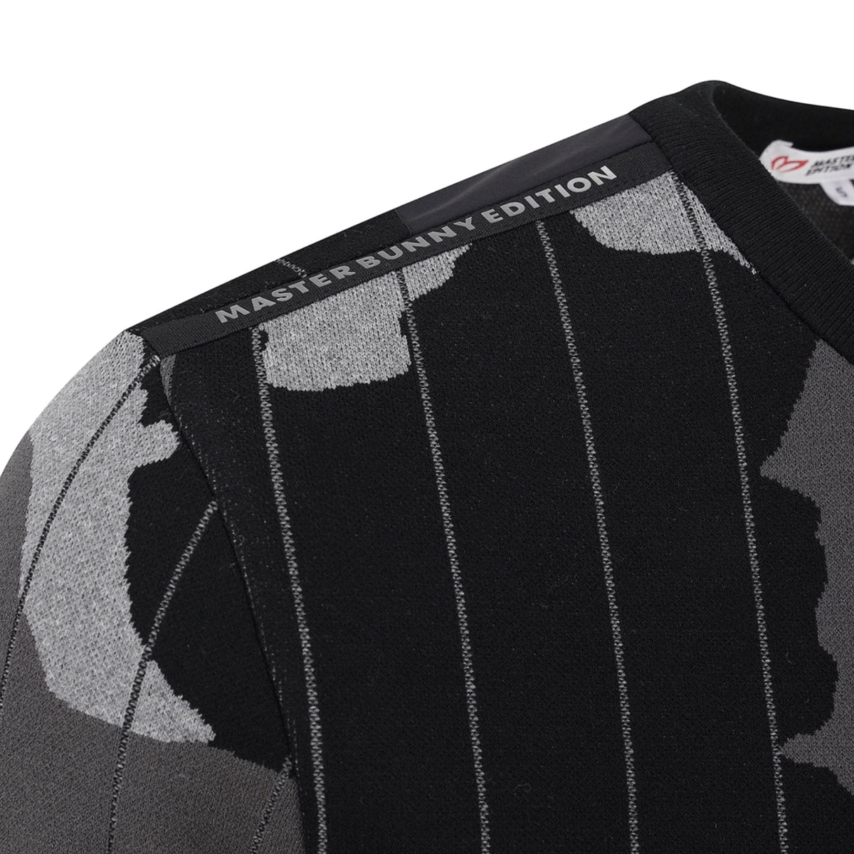 Master Bunny Edition Men's Camo Top - Black - Erthe Golf