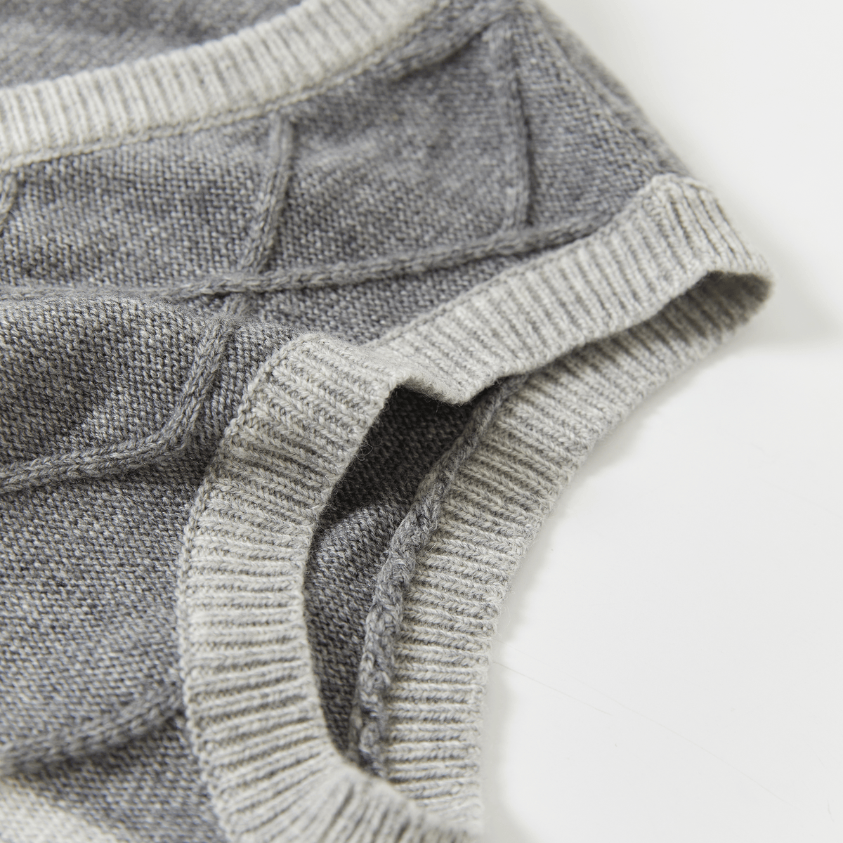Keypote Knitted Vest - Grey - Erthe Golf