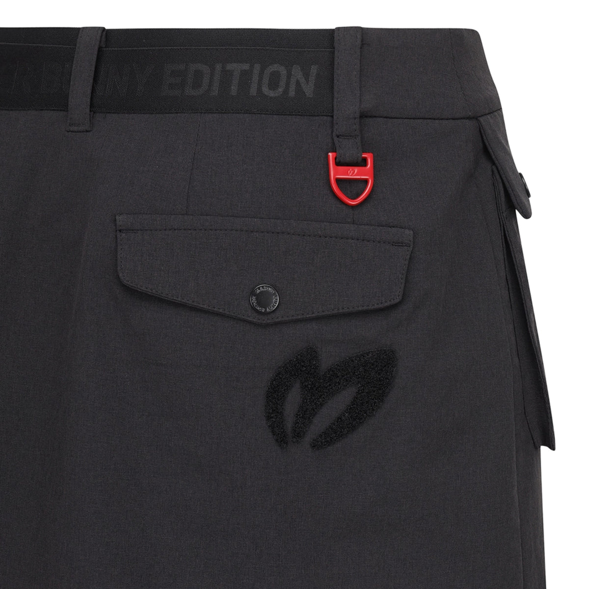 Master Bunny Edition Women's Pocket Skirt - Black - Erthe Golf