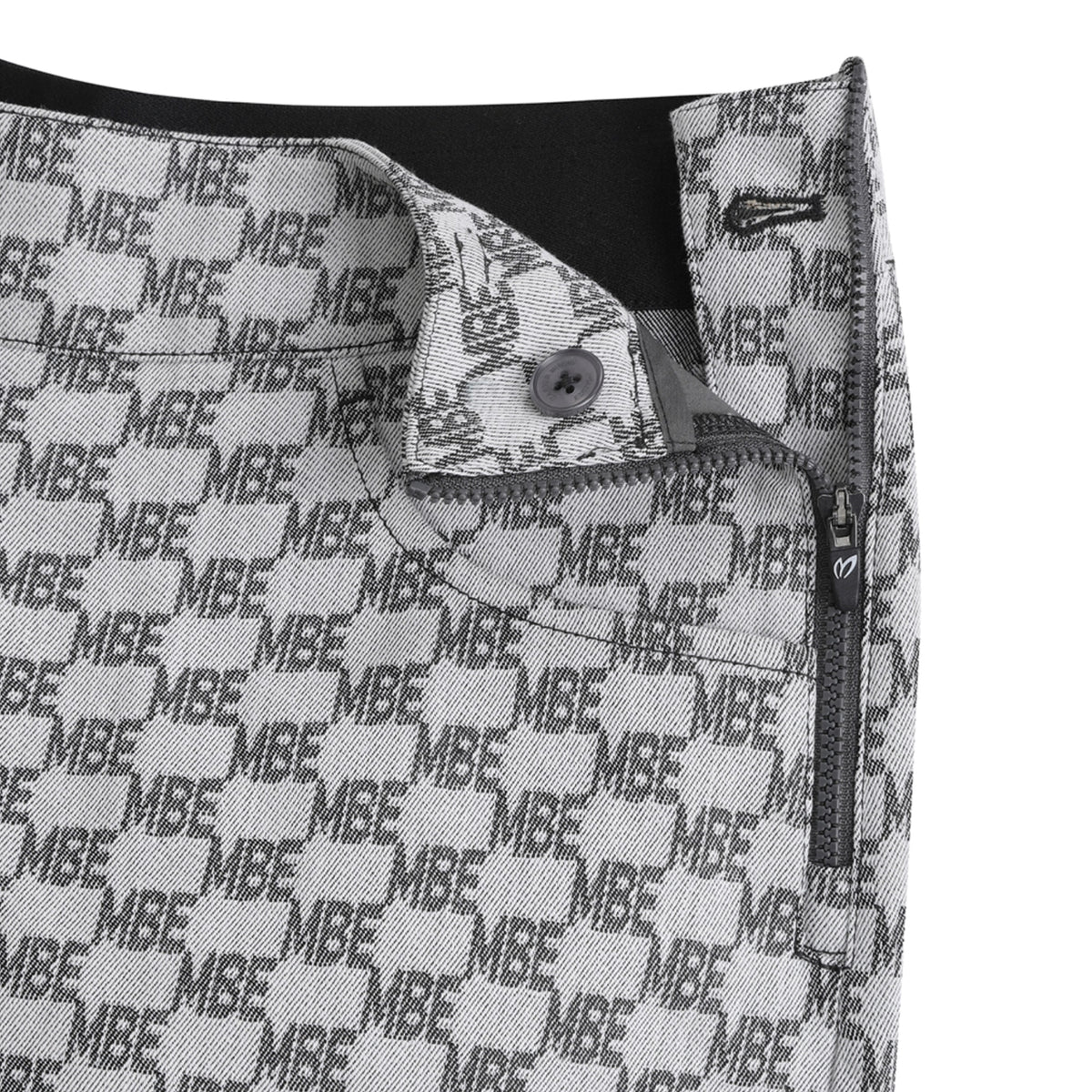 Master Bunny Edition Women's Logo Shorts - Grey - Erthe Golf