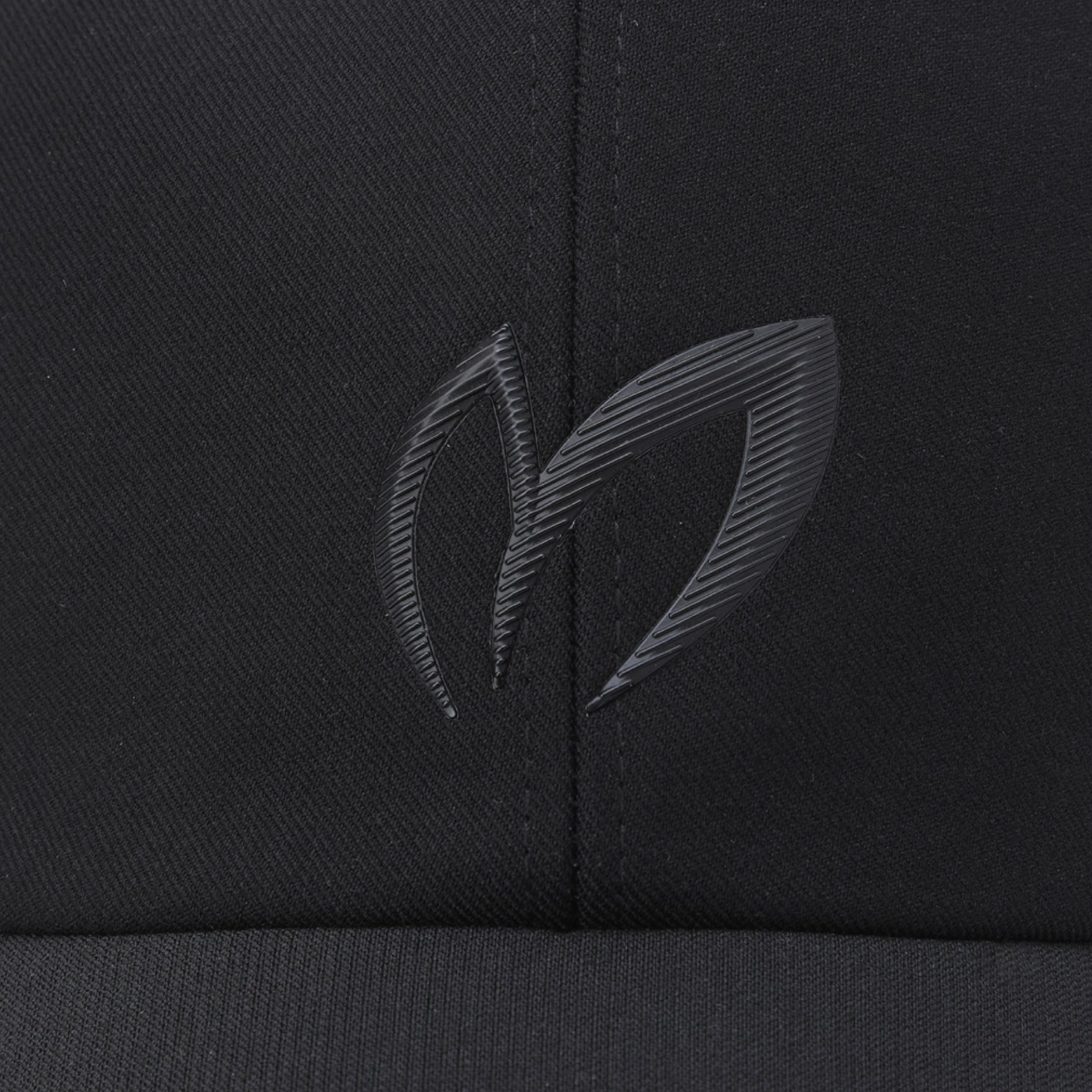 Master Bunny Edition Men&#39;s Cap - Black - Erthe Golf