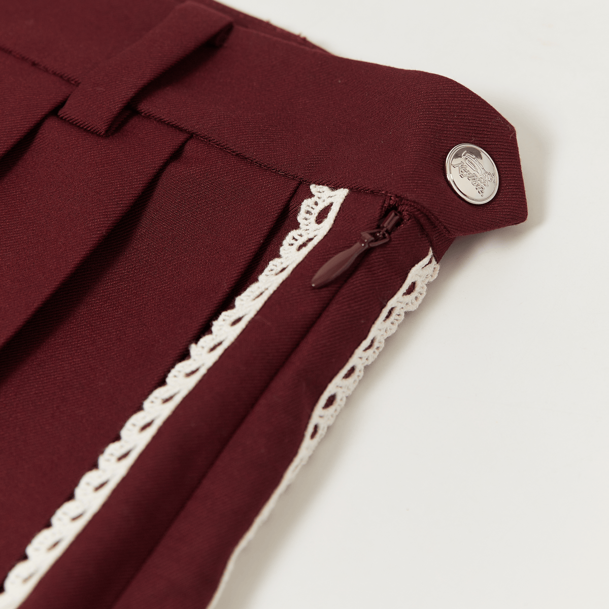 Keypote Women's Pleated Skort - Burgundy - Erthe Golf
