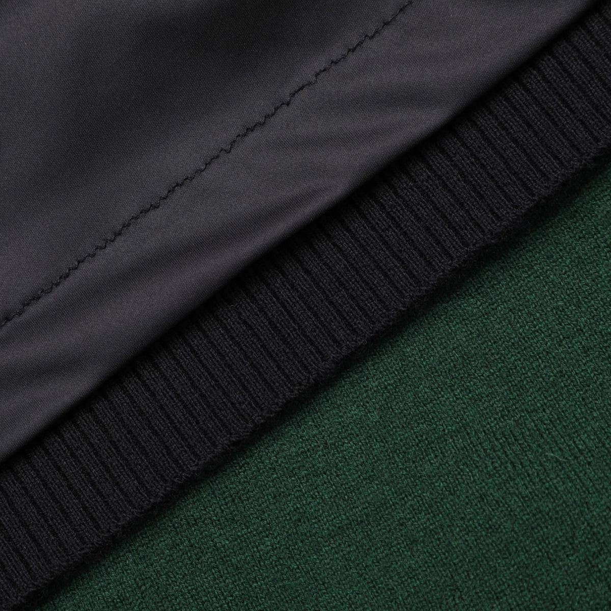 Master Bunny Edition Men's Cardigan - Green - Erthe Golf