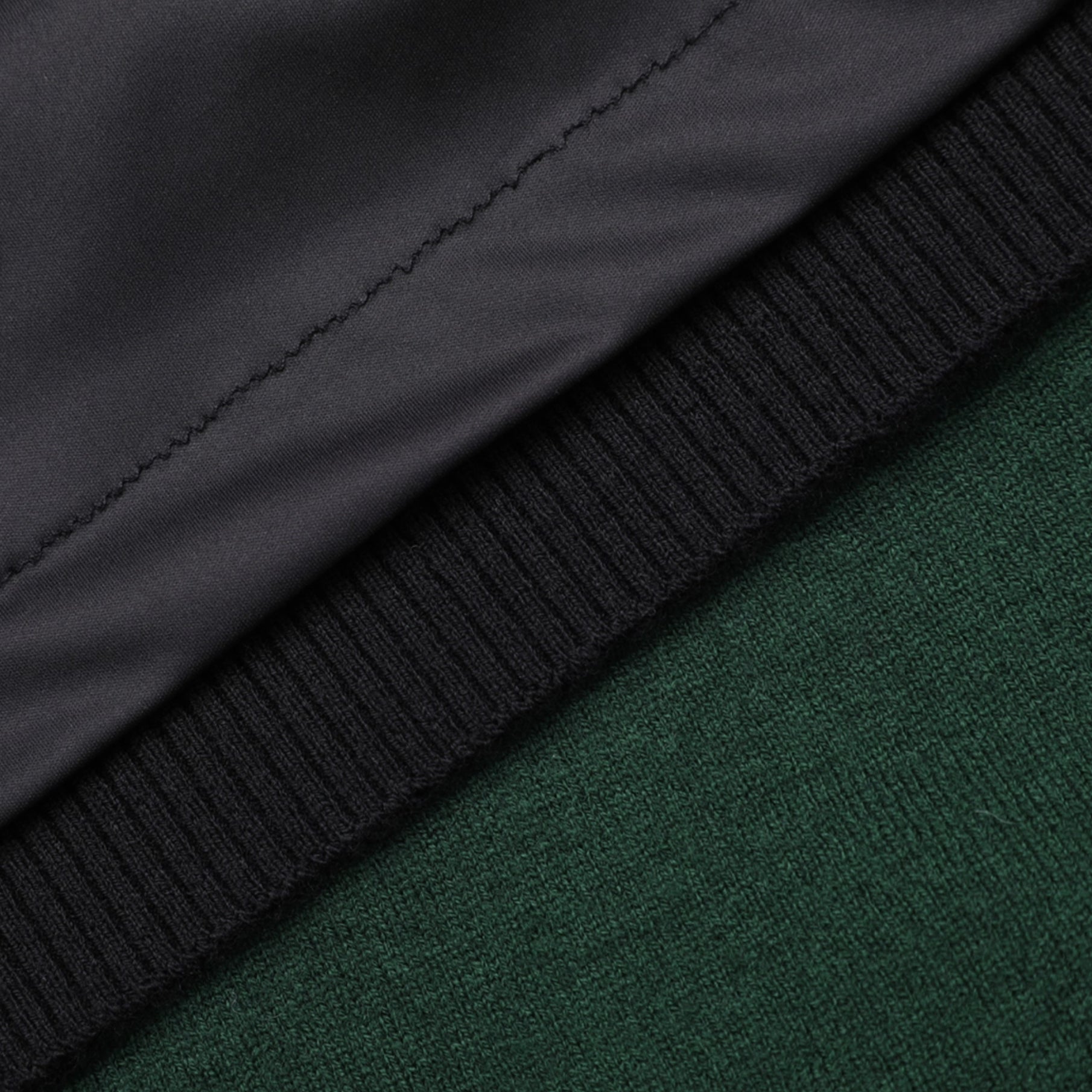 Master Bunny Edition Men&#39;s Cardigan - Green - Erthe Golf