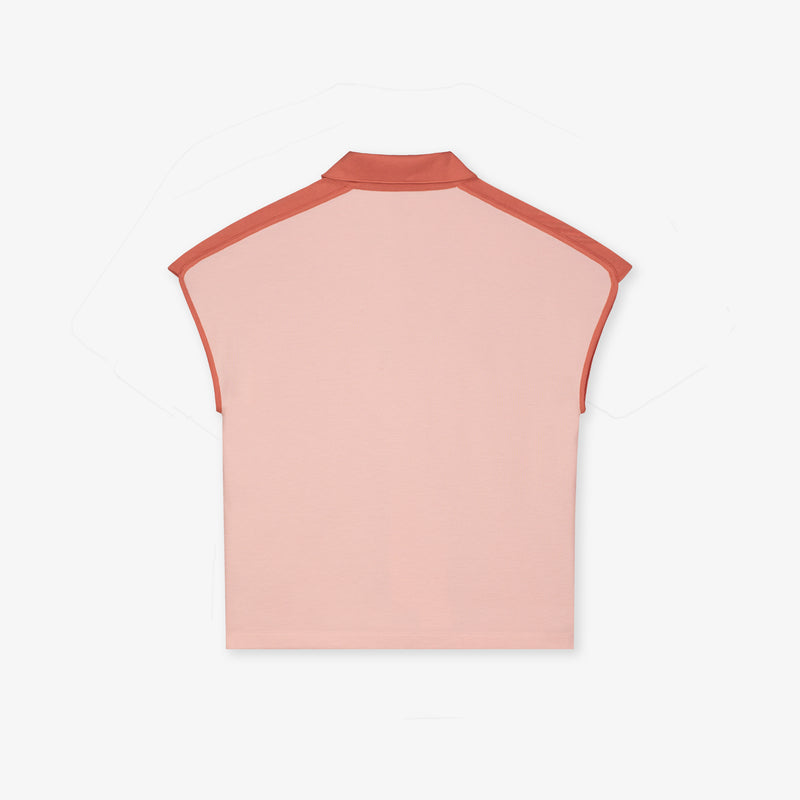 The Bold Contrast Fairway Look