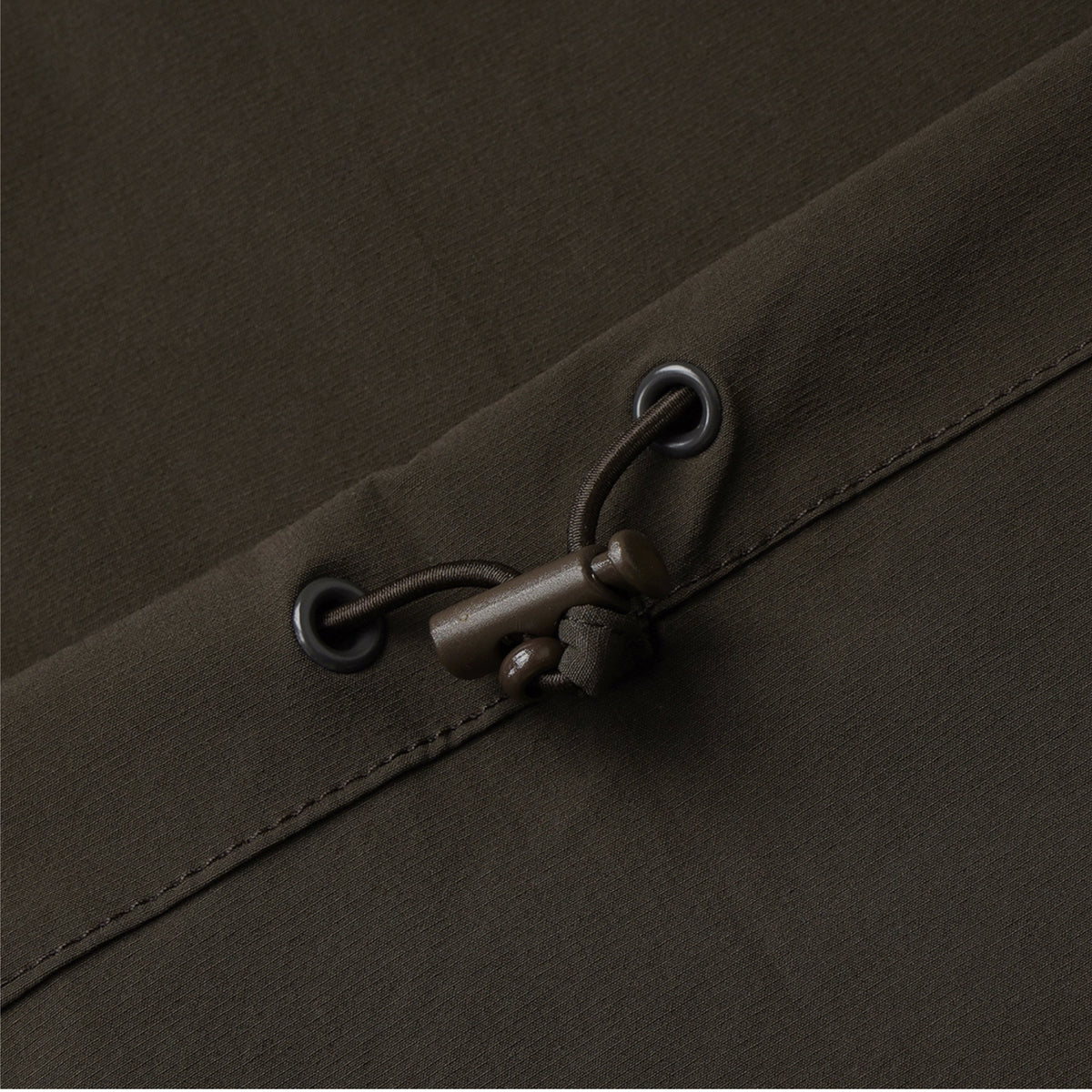 Master Bunny Editionn Men's Pocket Top - Brown - Erthe Golf