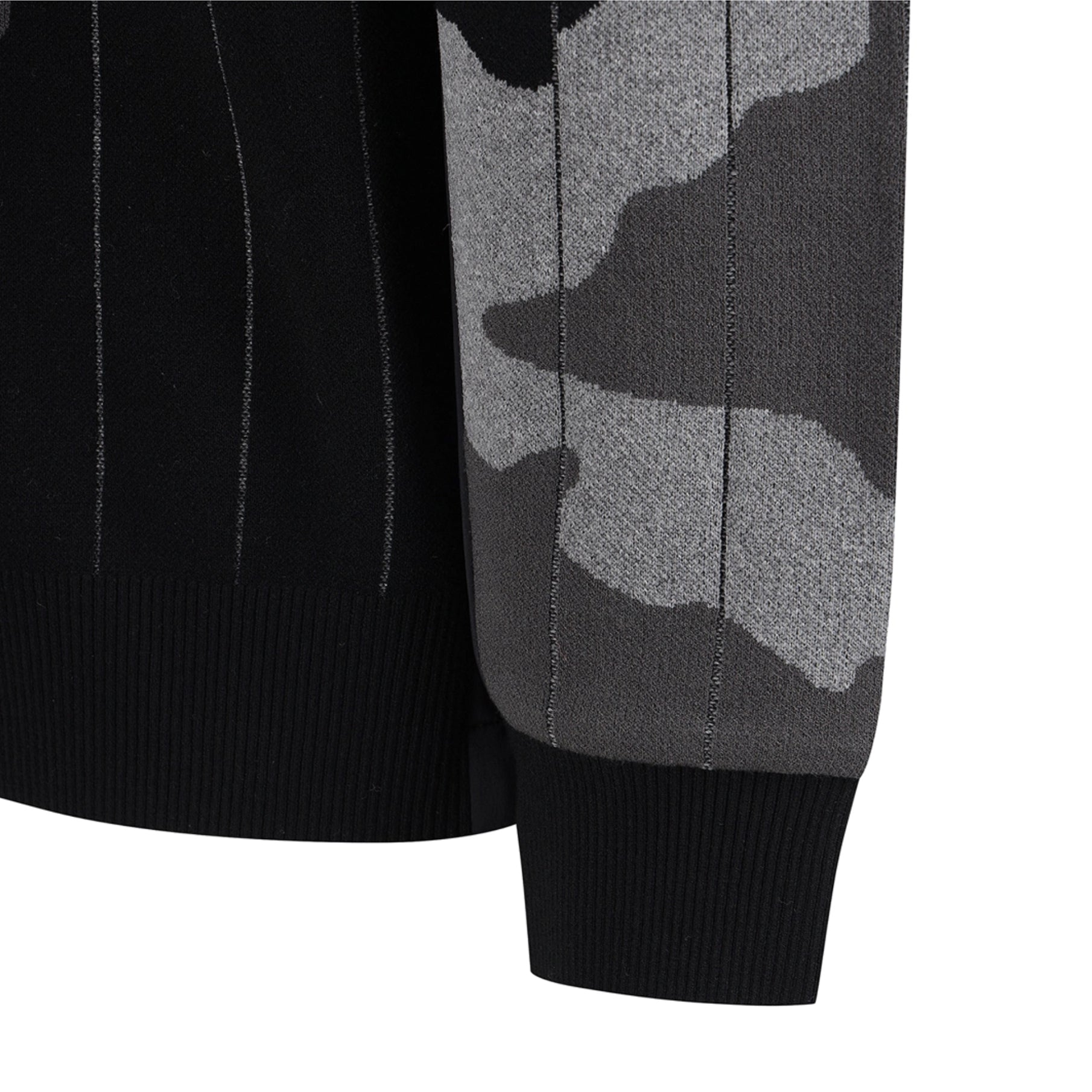 Master Bunny Edition Men&#39;s Camo Top - Black - Erthe Golf