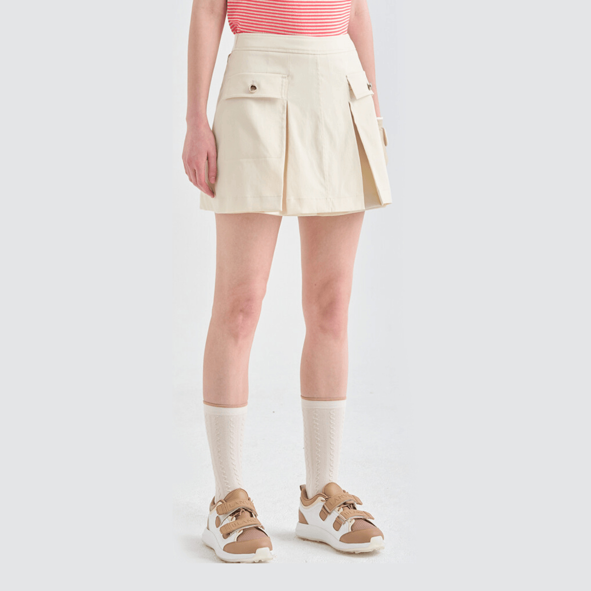 Women's Elastic Waist Shorts - Cream - Erthe Golf
