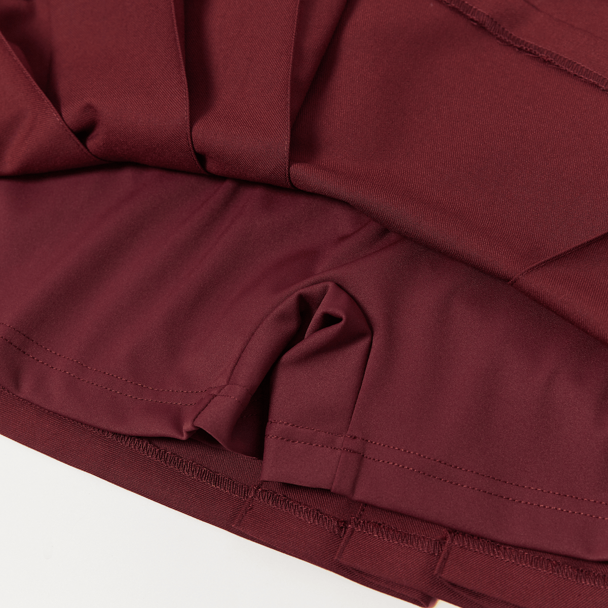 Keypote Women's Pleated Skort - Burgundy - Erthe Golf