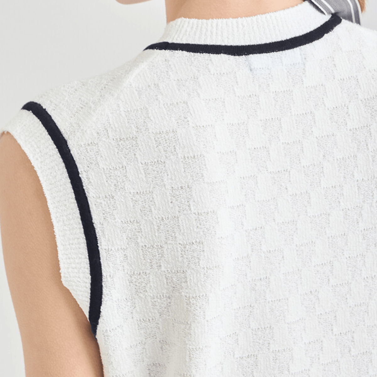Women's Ribbon Knit Vest - Off White - Erthe Golf