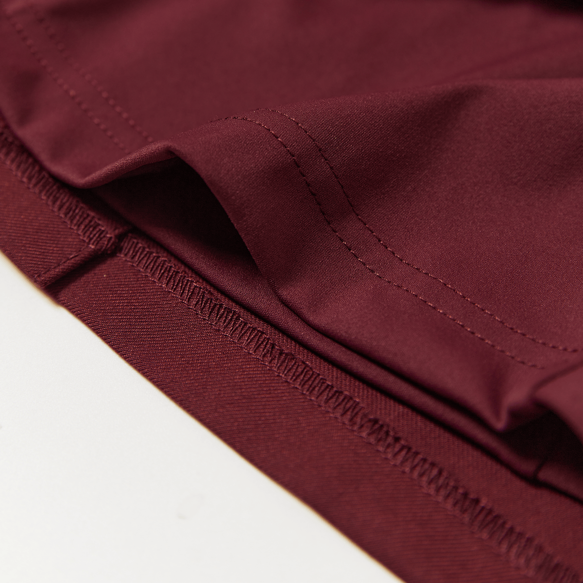 Keypote Women's Pleated Skort - Burgundy - Erthe Golf