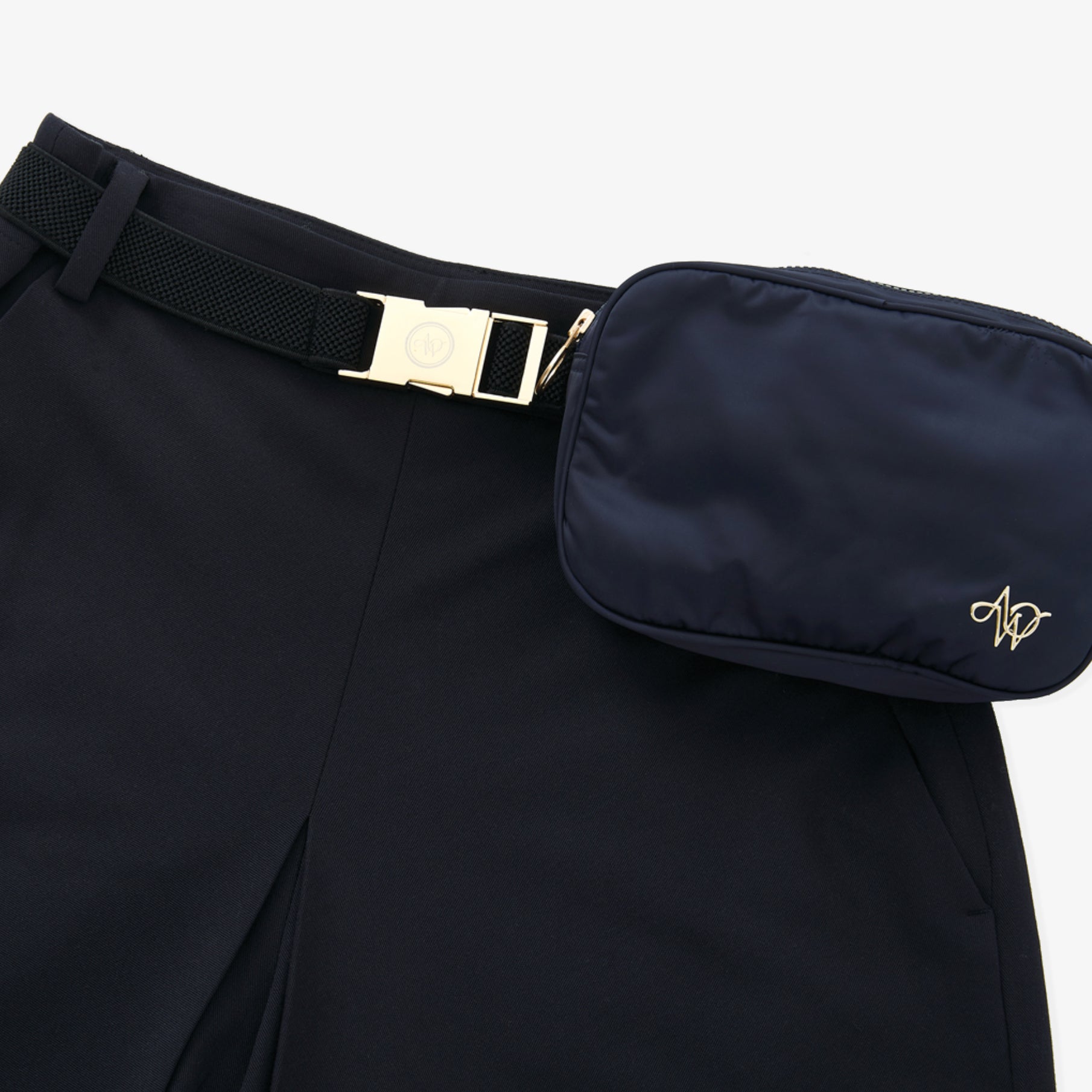 Women's Pleated Bermuda Pants - Navy - Erthe Golf
