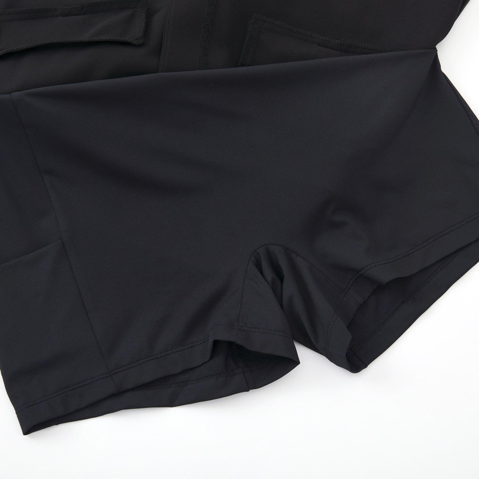 Women's Ribbon Pocket Tulip Skirt - Black - Erthe Golf