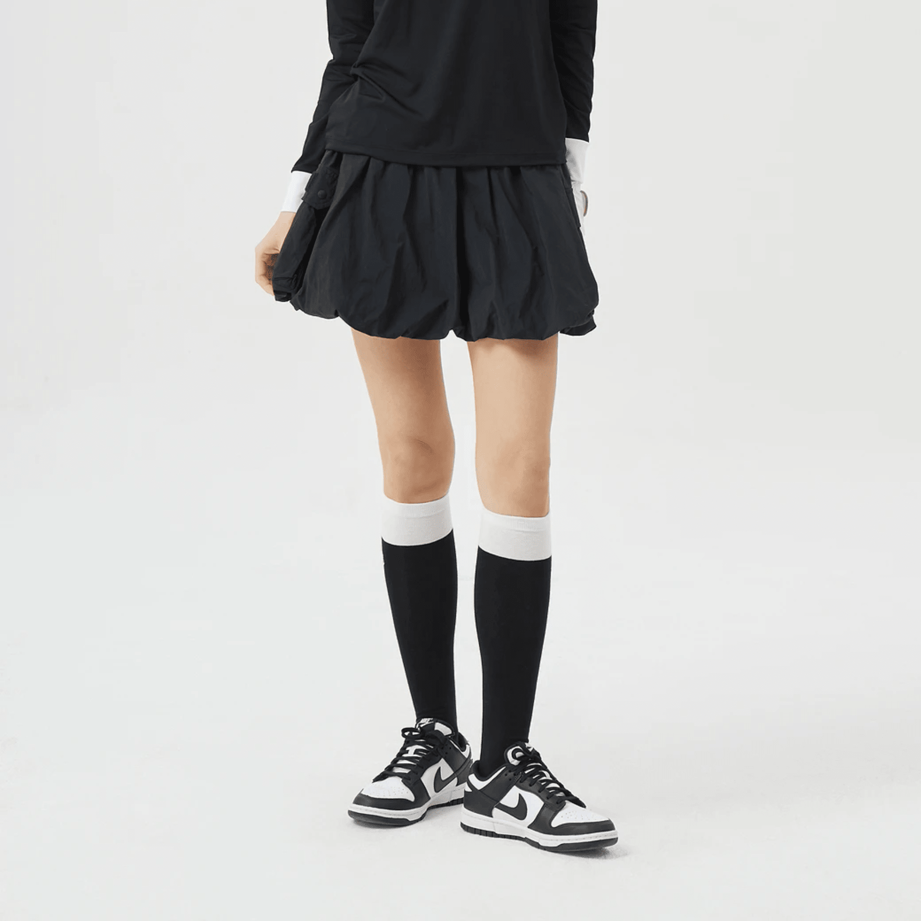 Women's Ballon - fit Skirt - Black - Erthe Golf