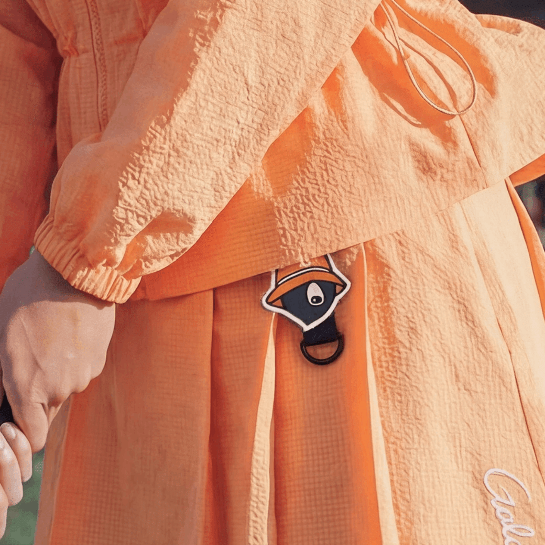 Bucket Bear Glove Keeper - Orange - Erthe Golf