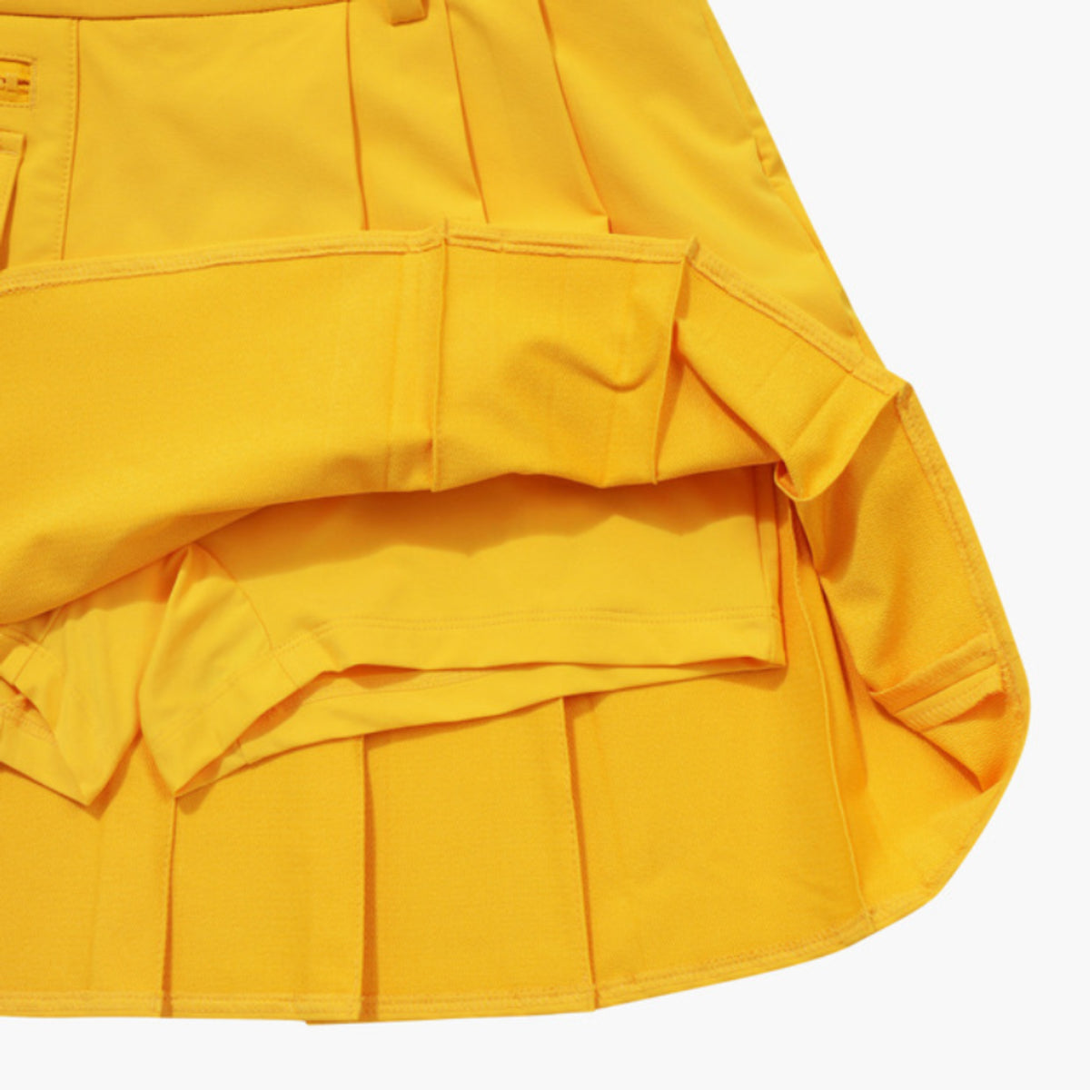 Women's Cargo Pleated Skirt - Yellow - Erthe Golf