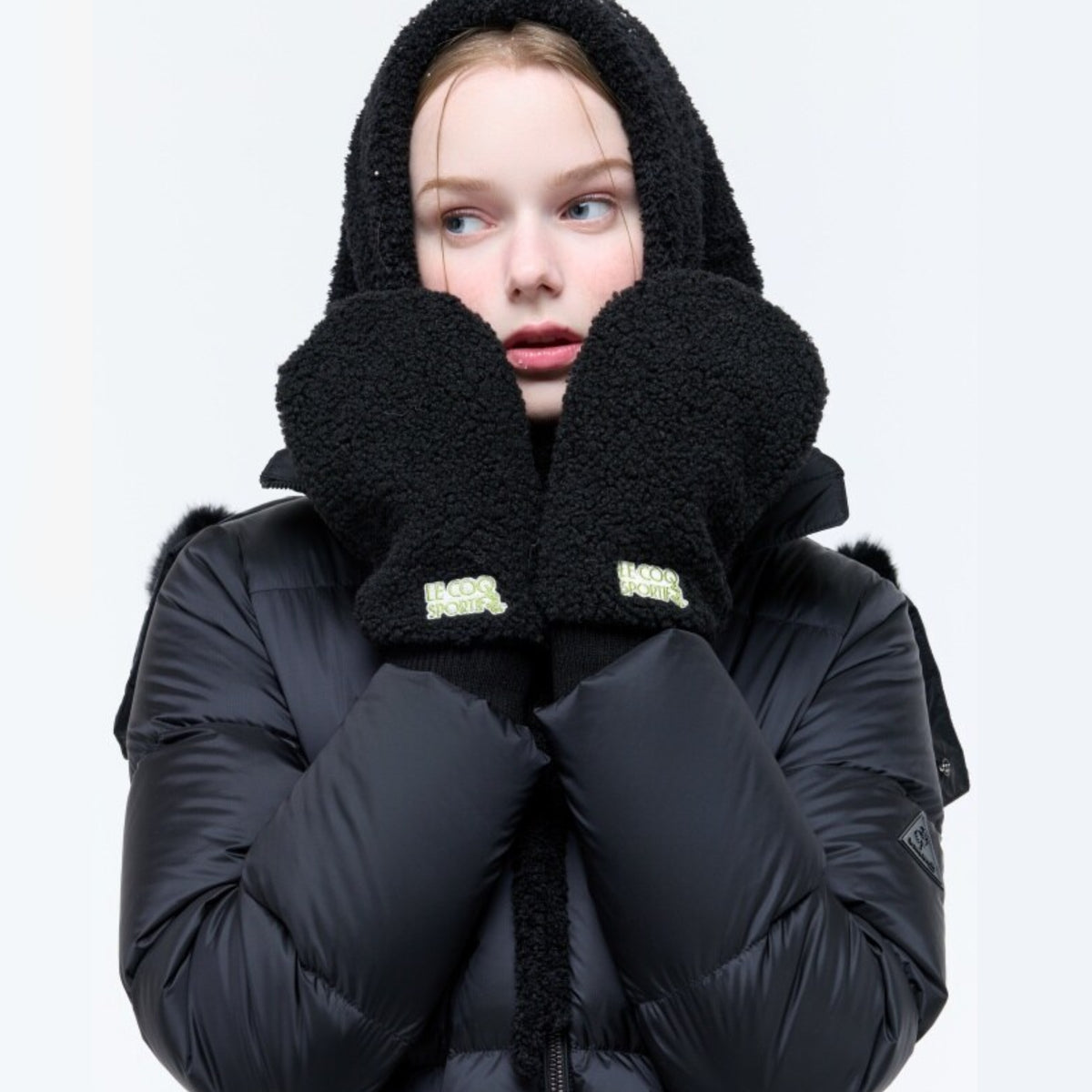Women's Fleece Hand Warmer - White - Erthe Golf