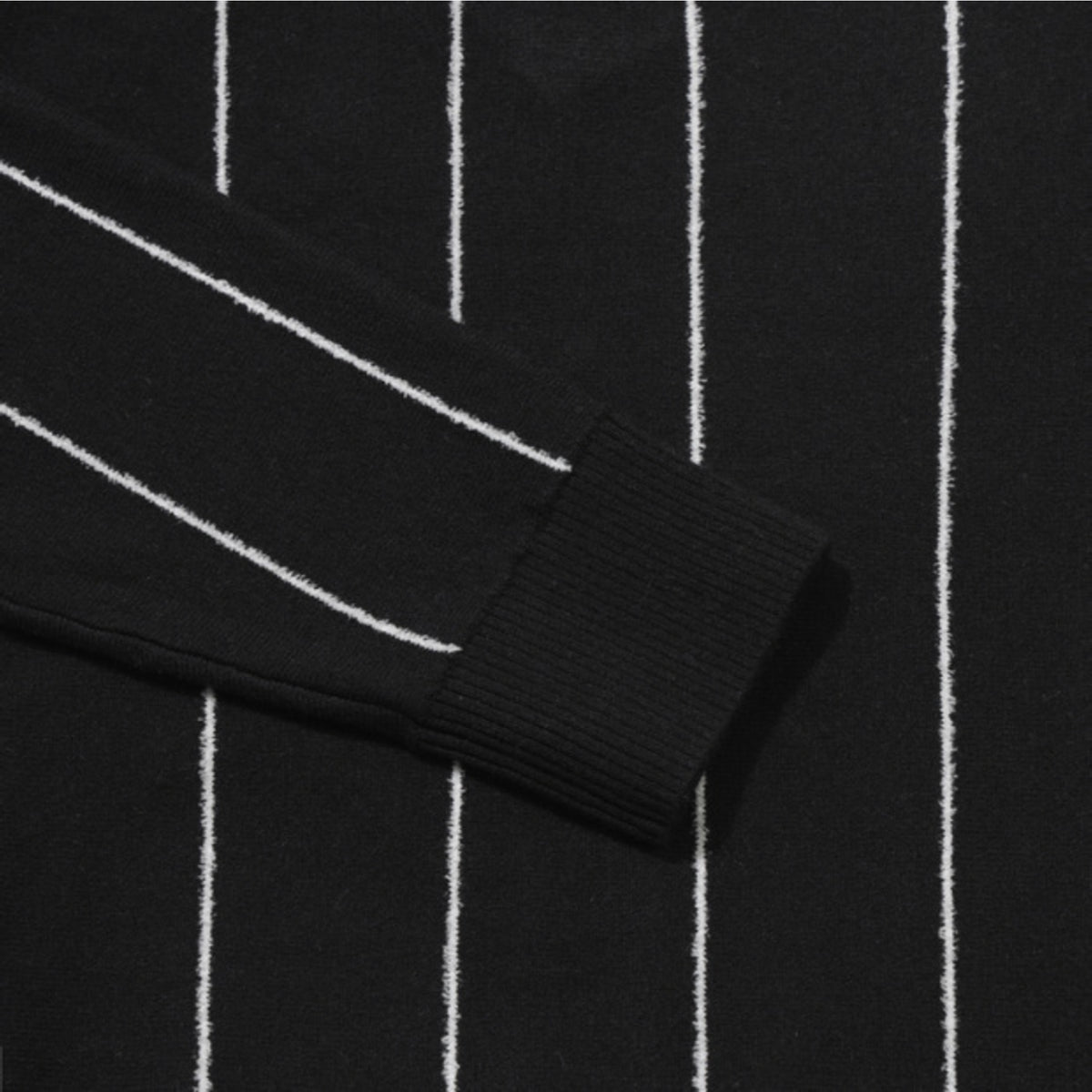 Men's Striped Half - Zip Sweater - Black - Erthe Golf