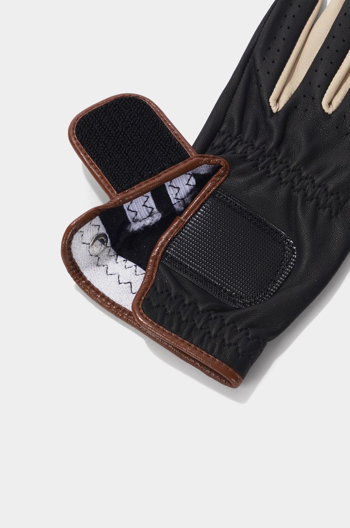 Lanvin Blanc Lambskin Left - Hand Glove - Black - Erthe Golf