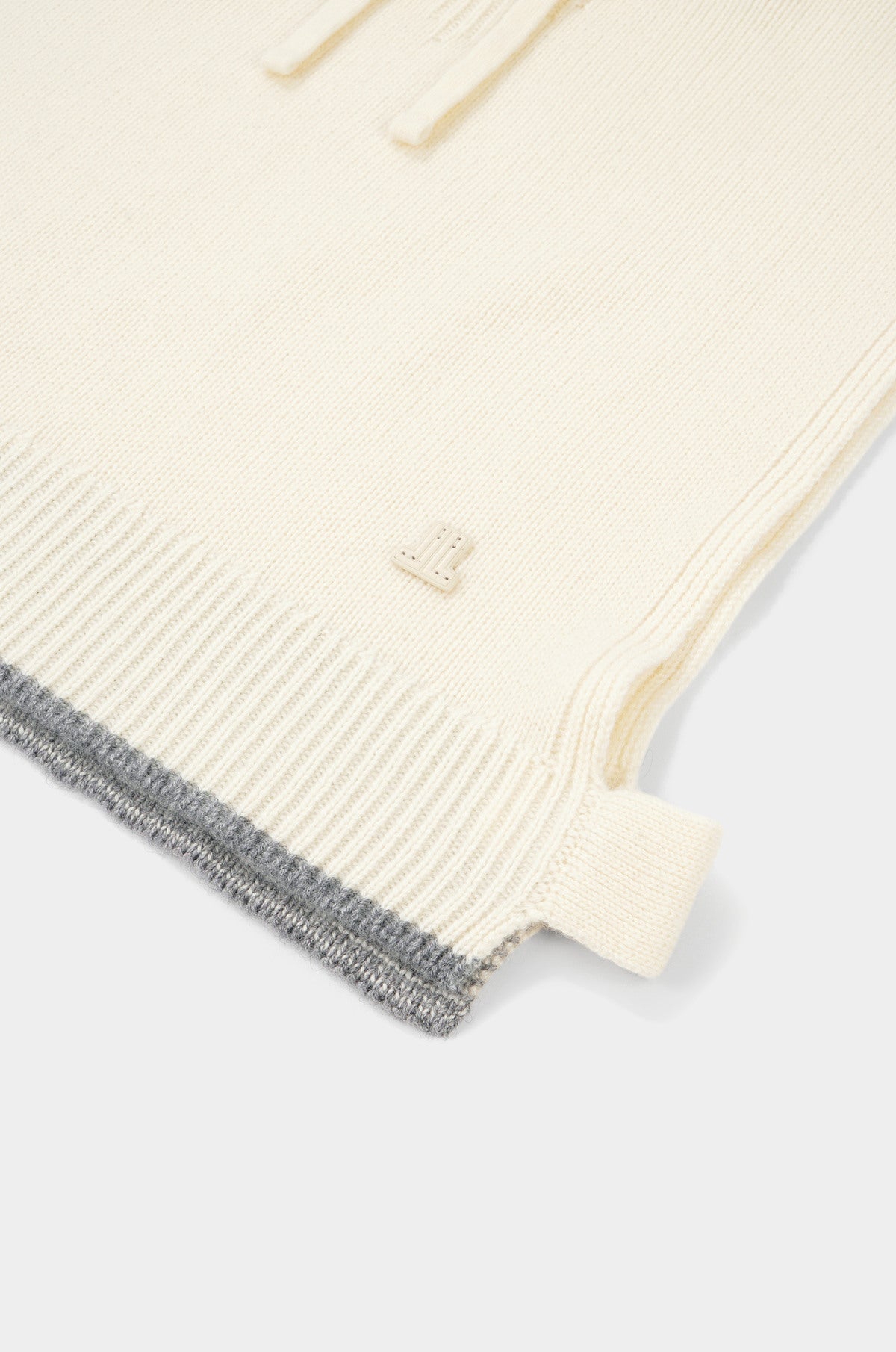 Lanvin Blanc Women's Hoodie Vest - Ivory - Erthe Golf