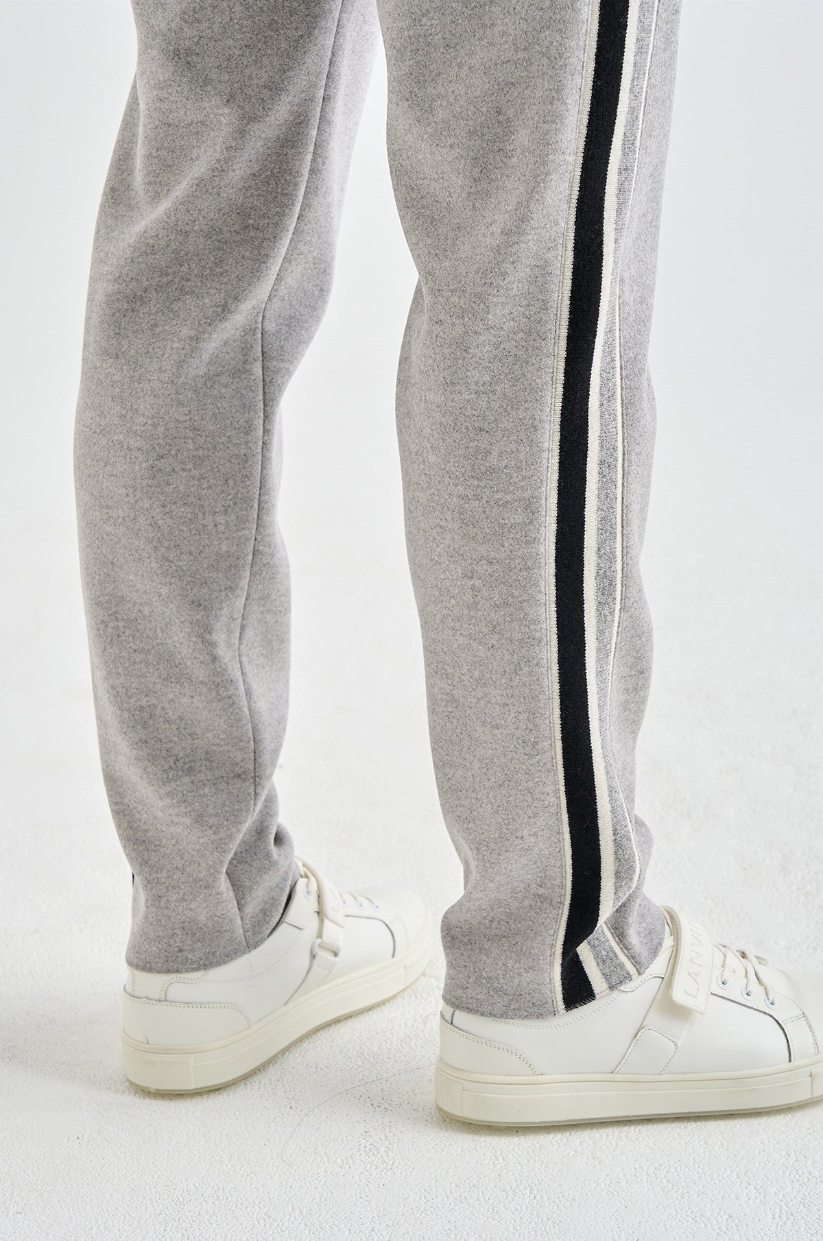 Lanvin Blanc Men&#39;s Pants - Grey - Erthe Golf