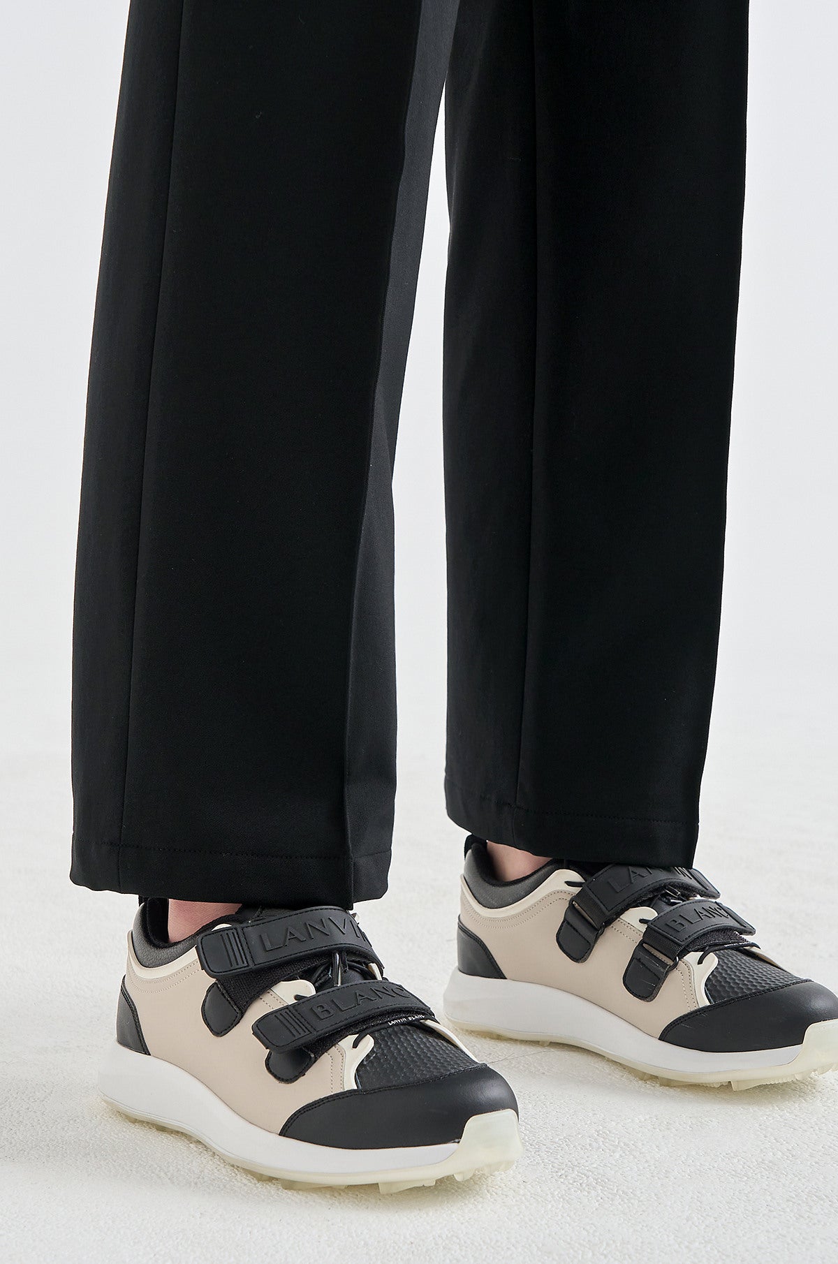 Lanvin Blanc Women&#39;s Pants - Black - Erthe Golf