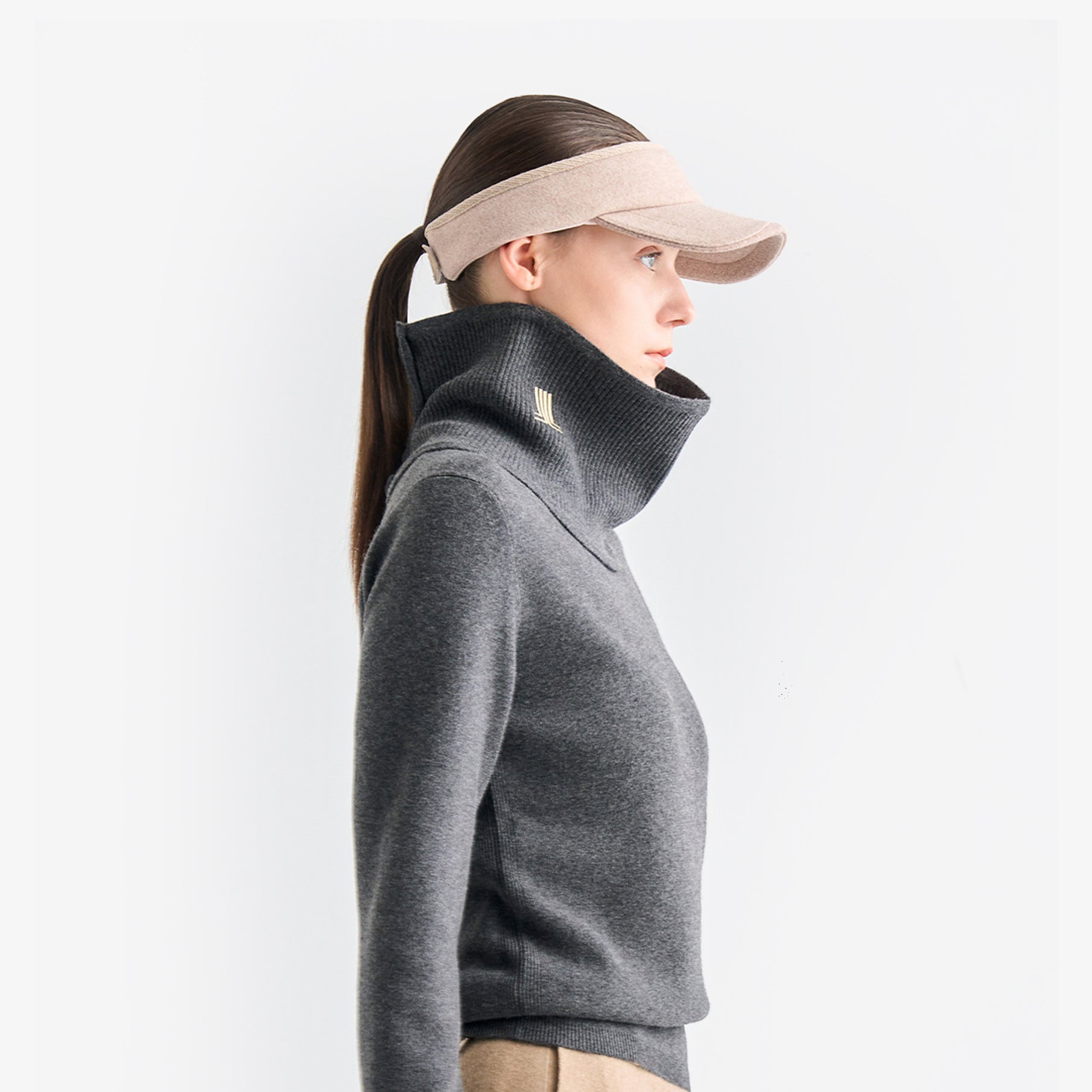 Lanvin Blanc Women's Sweater - Grey - Erthe Golf