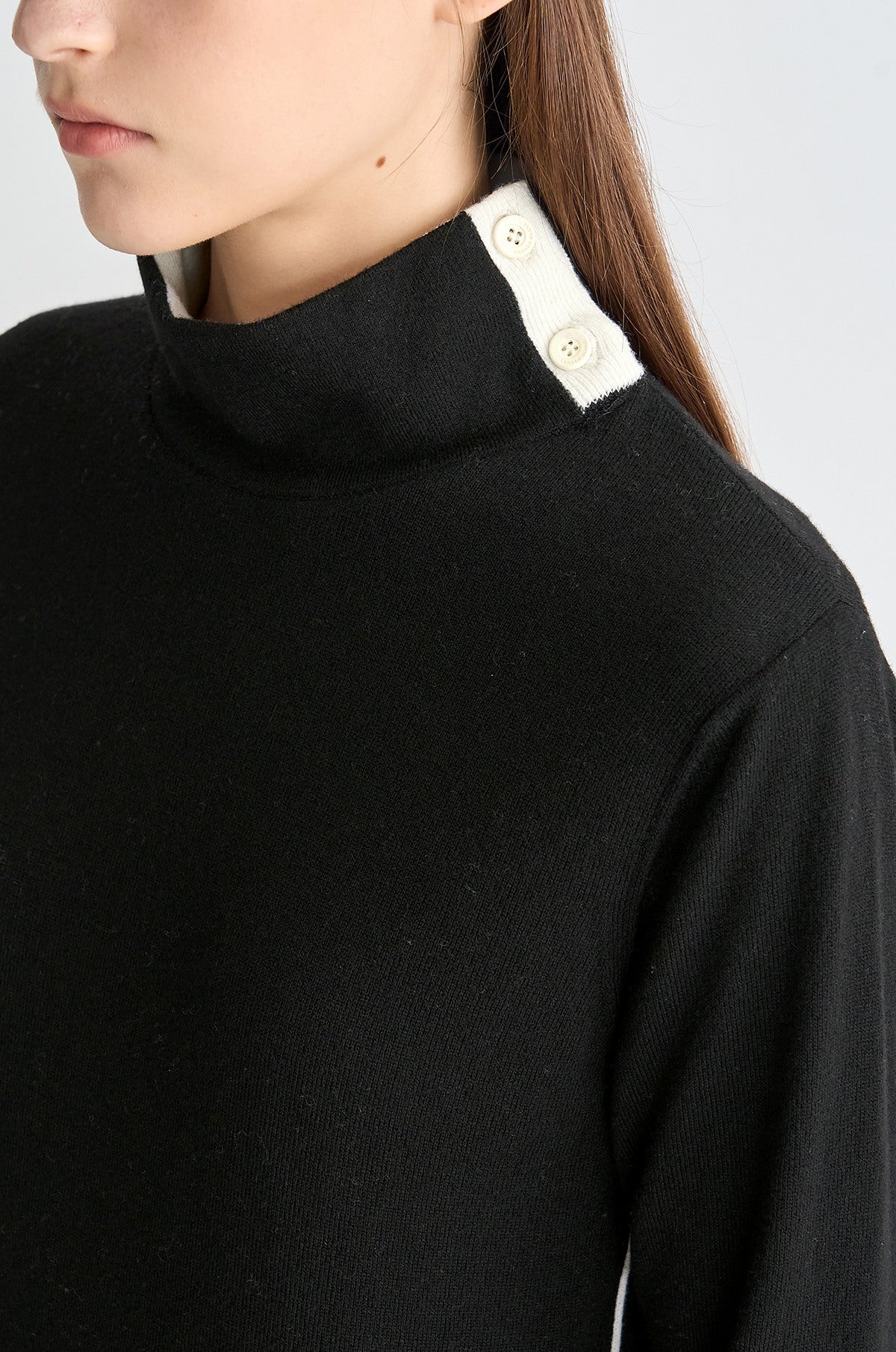 Lanvin Blanc Women's Turtle Neck Top - Black - Erthe Golf