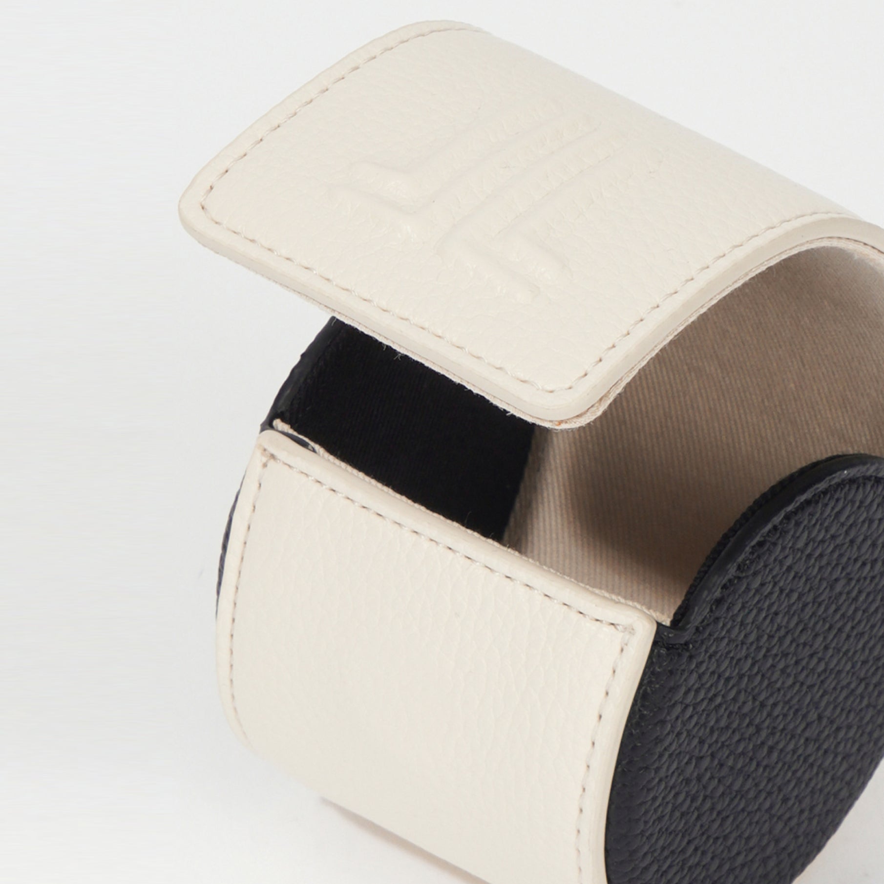 Women's One Ball Pouch - Black - Erthe Golf