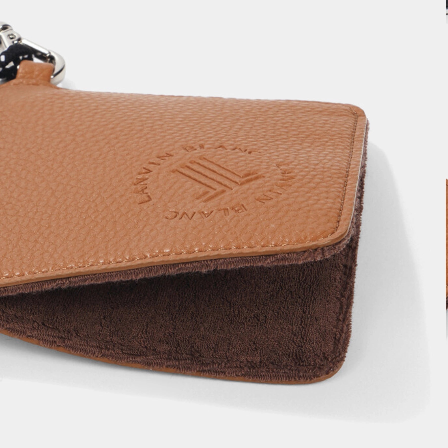 Ball Cleaner Key Ring - Camel - Erthe Golf