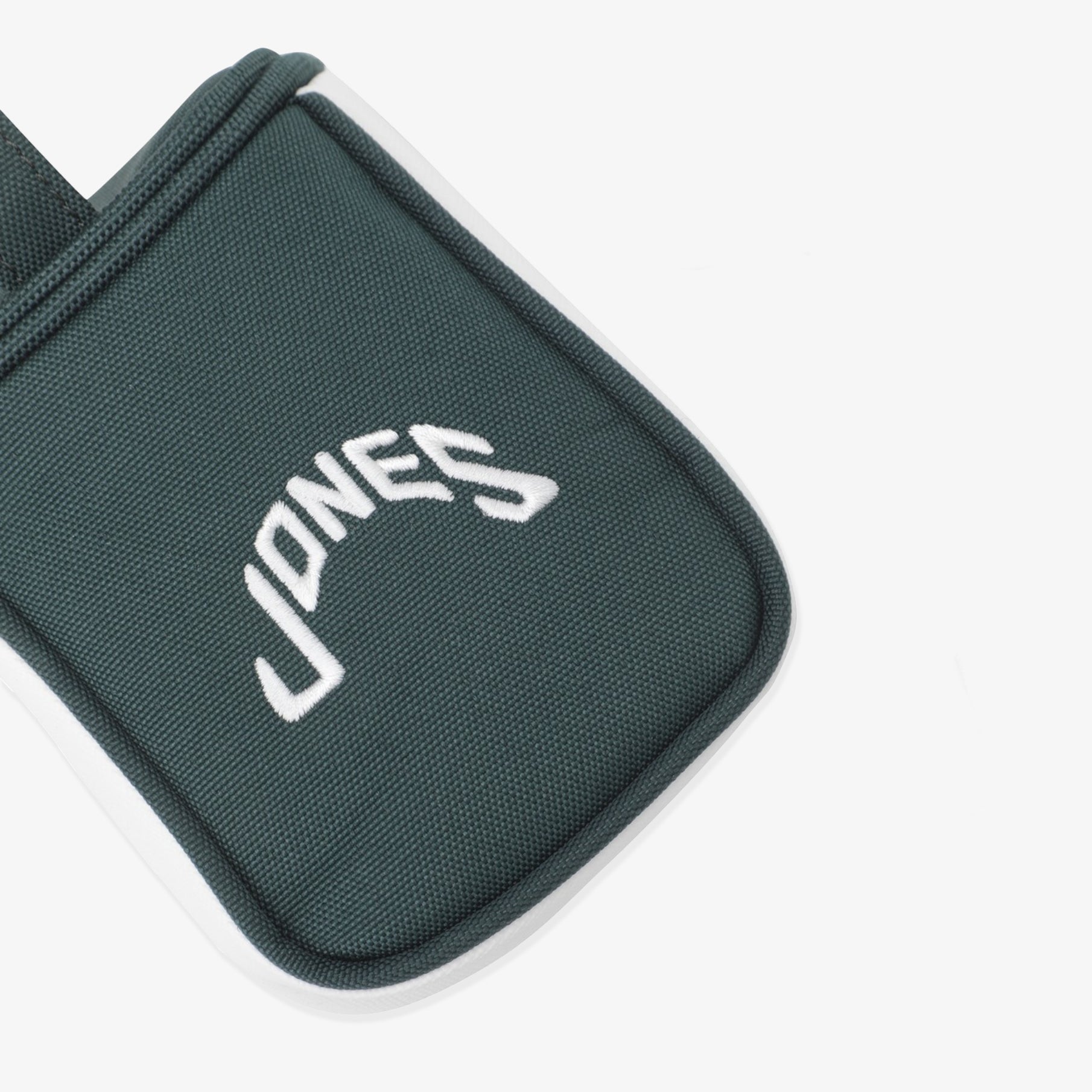 [WAAC x Jones] Golf Rangefinder Case - Dark Green - Erthe Golf