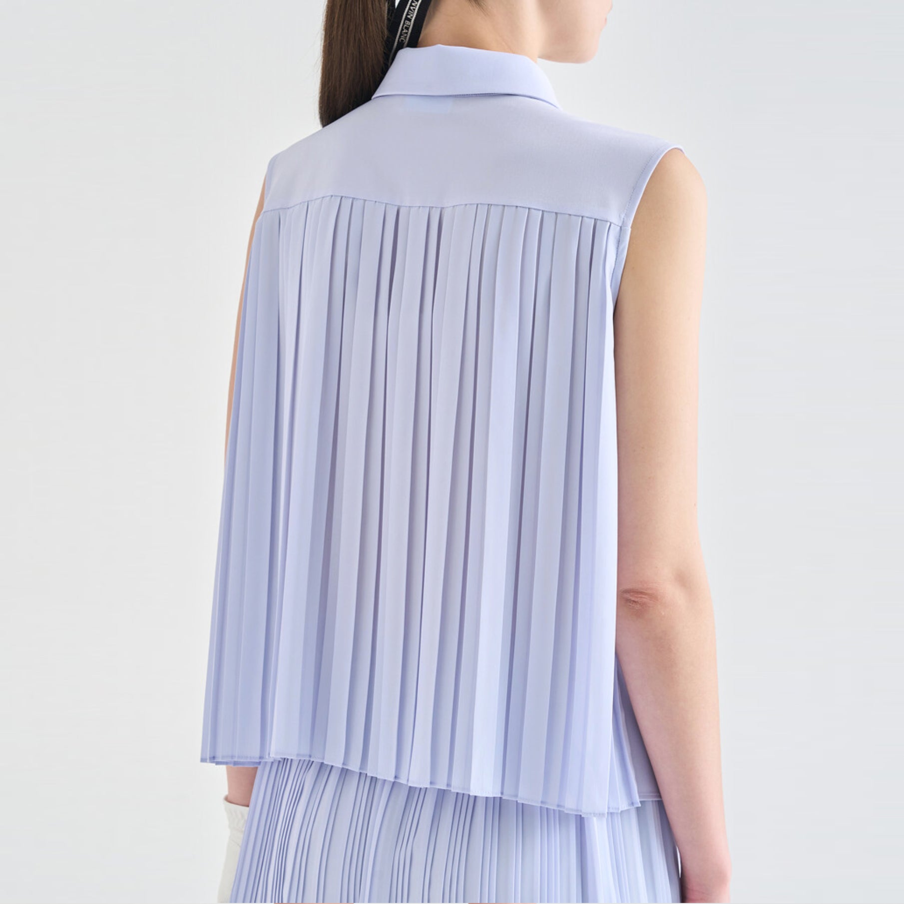 Women's Pleated Sleeveless Polo - Light Blue - Erthe Golf